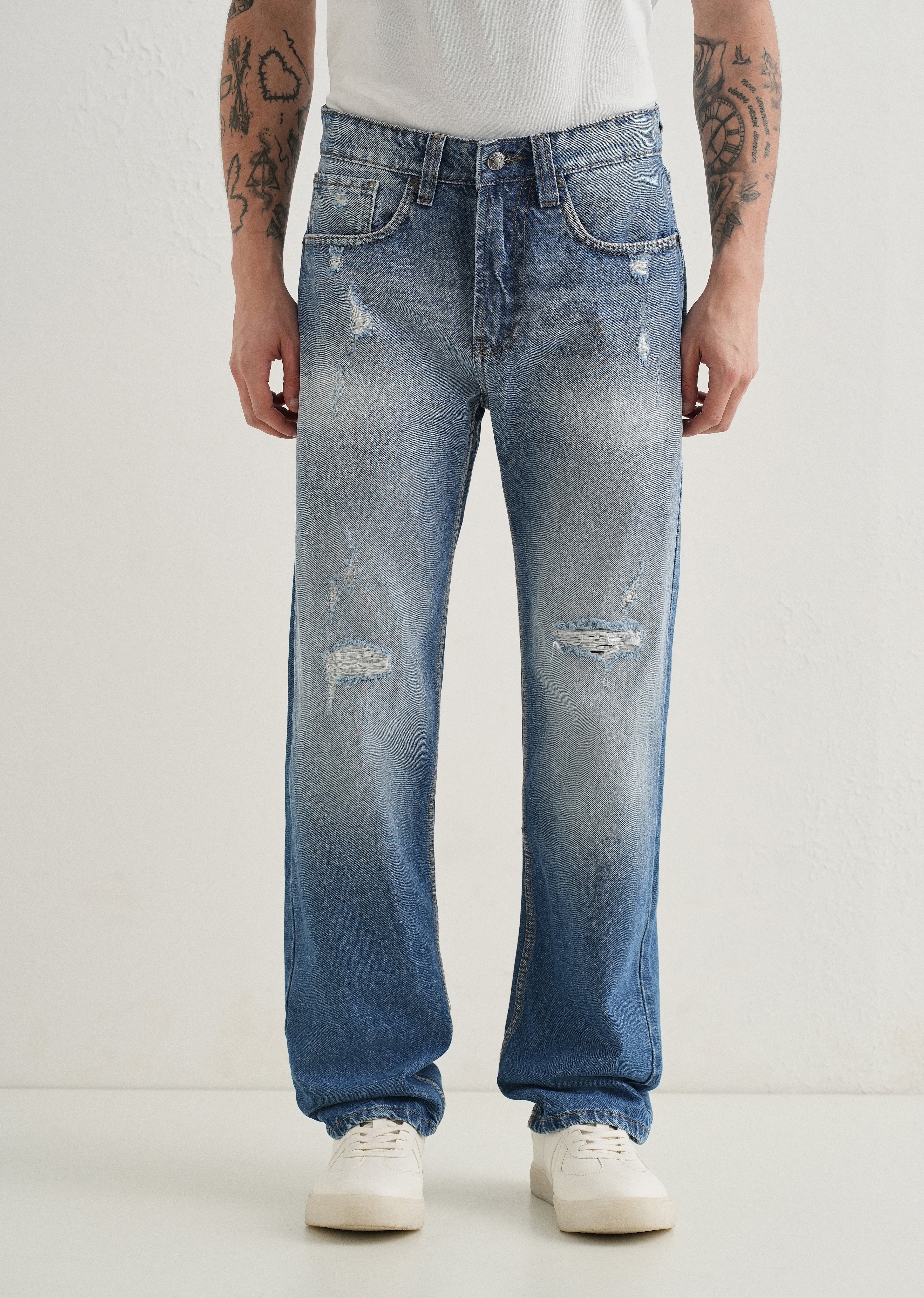 Afina Ripped Blue Straight fit Jeans - Image 3