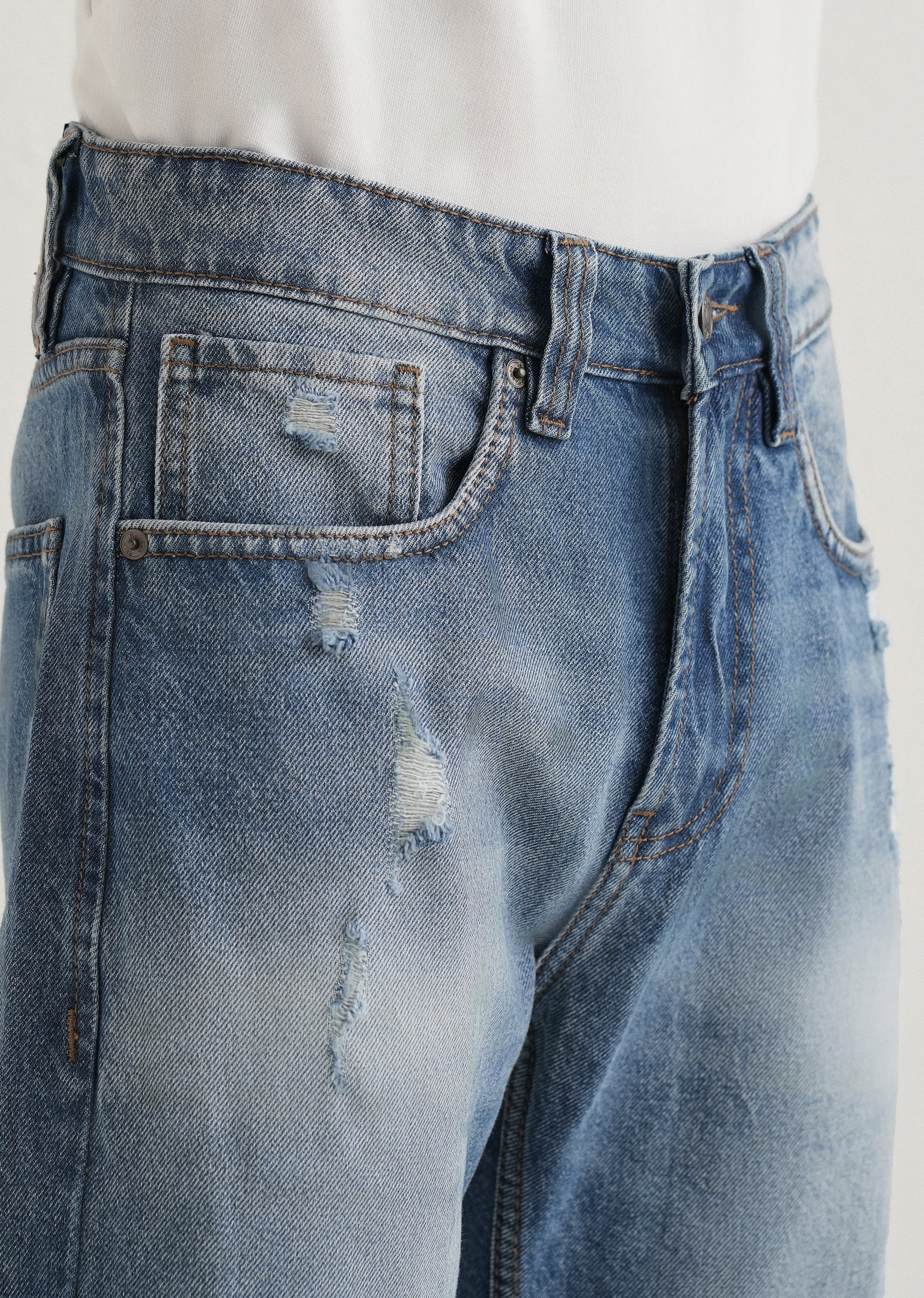 Afina Ripped Blue Straight fit Jeans - Image 5