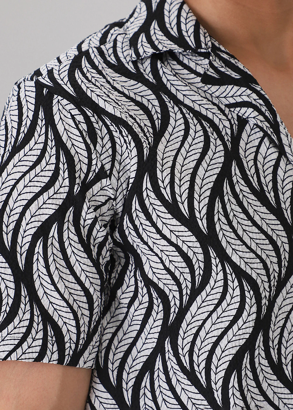 Autumn Leaf White Popcorn Shirt - Image 5