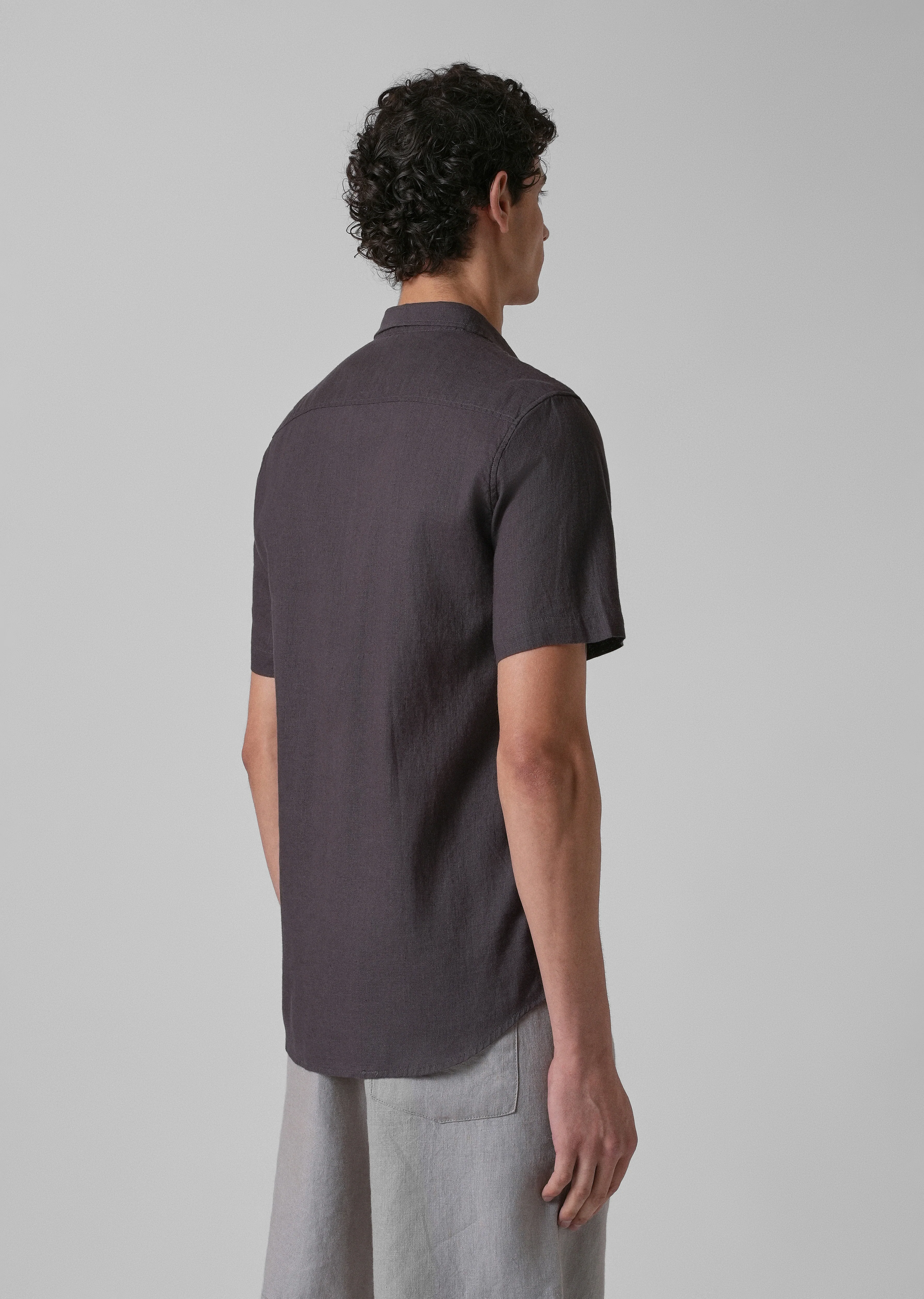 Batiste Crater Brown Linen shirt - Image 2