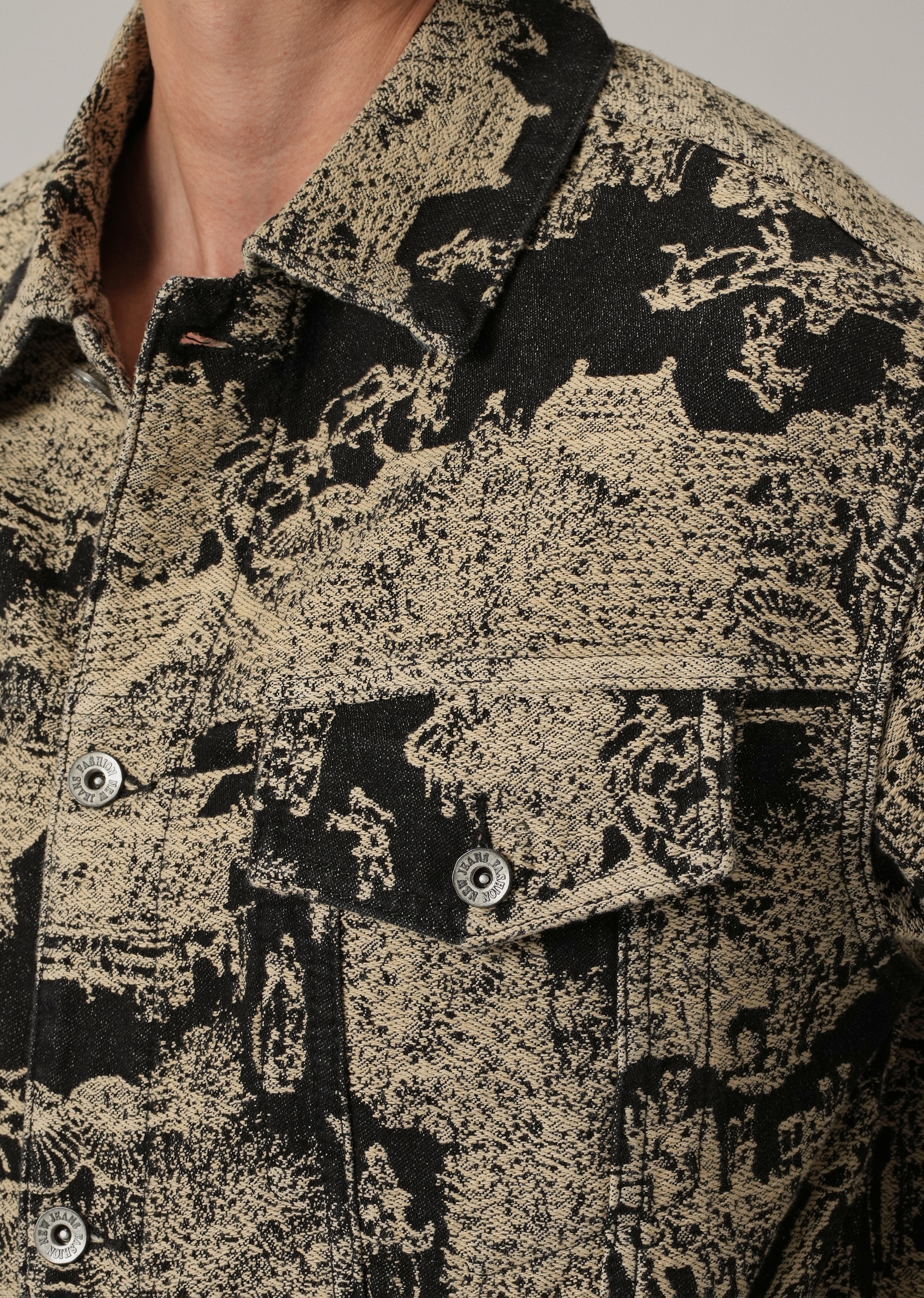 Beige Denim Jacquard Jacket - Image 5