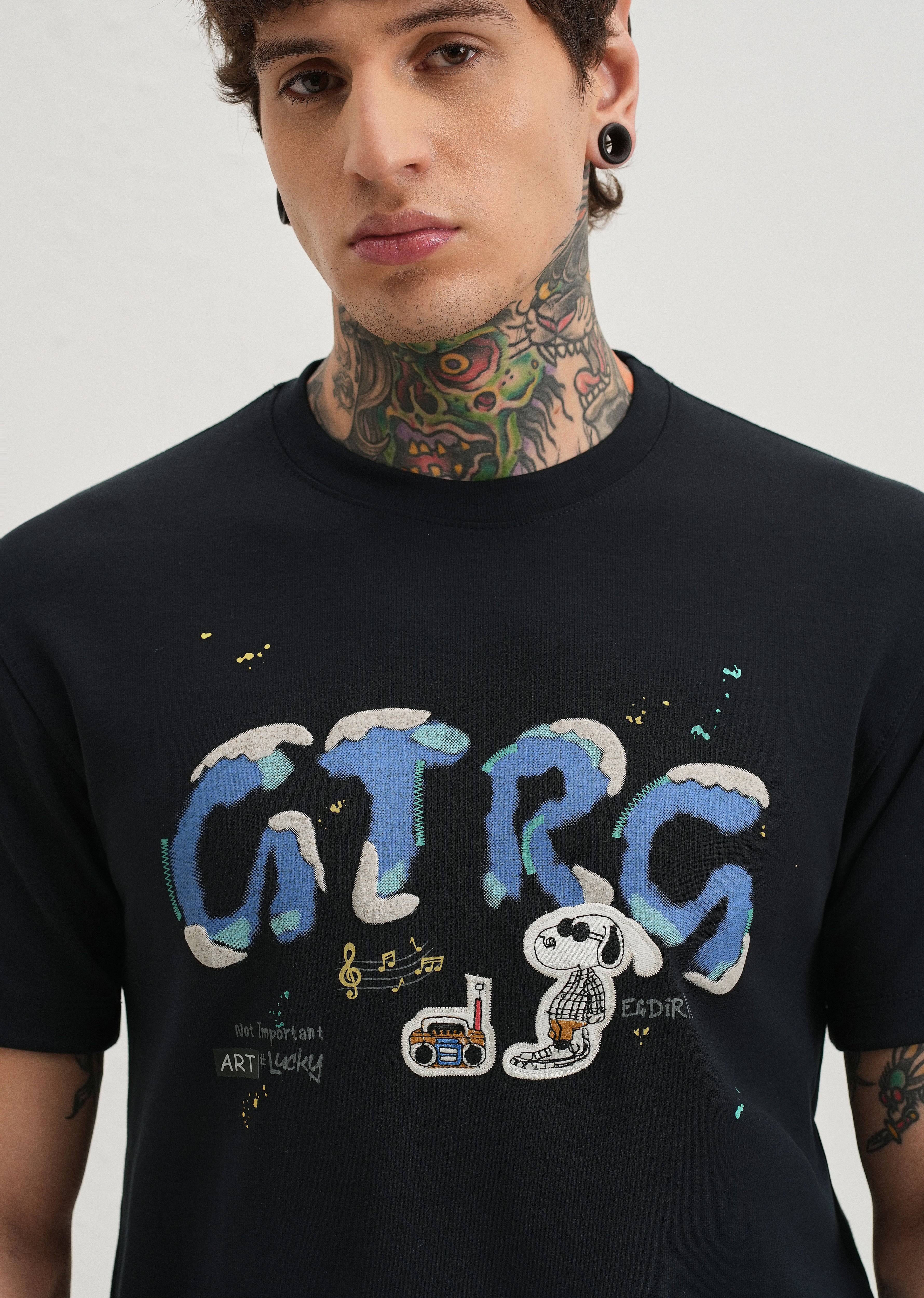 Deep Dark Blue Graphic Printed T-shirt - Image 5