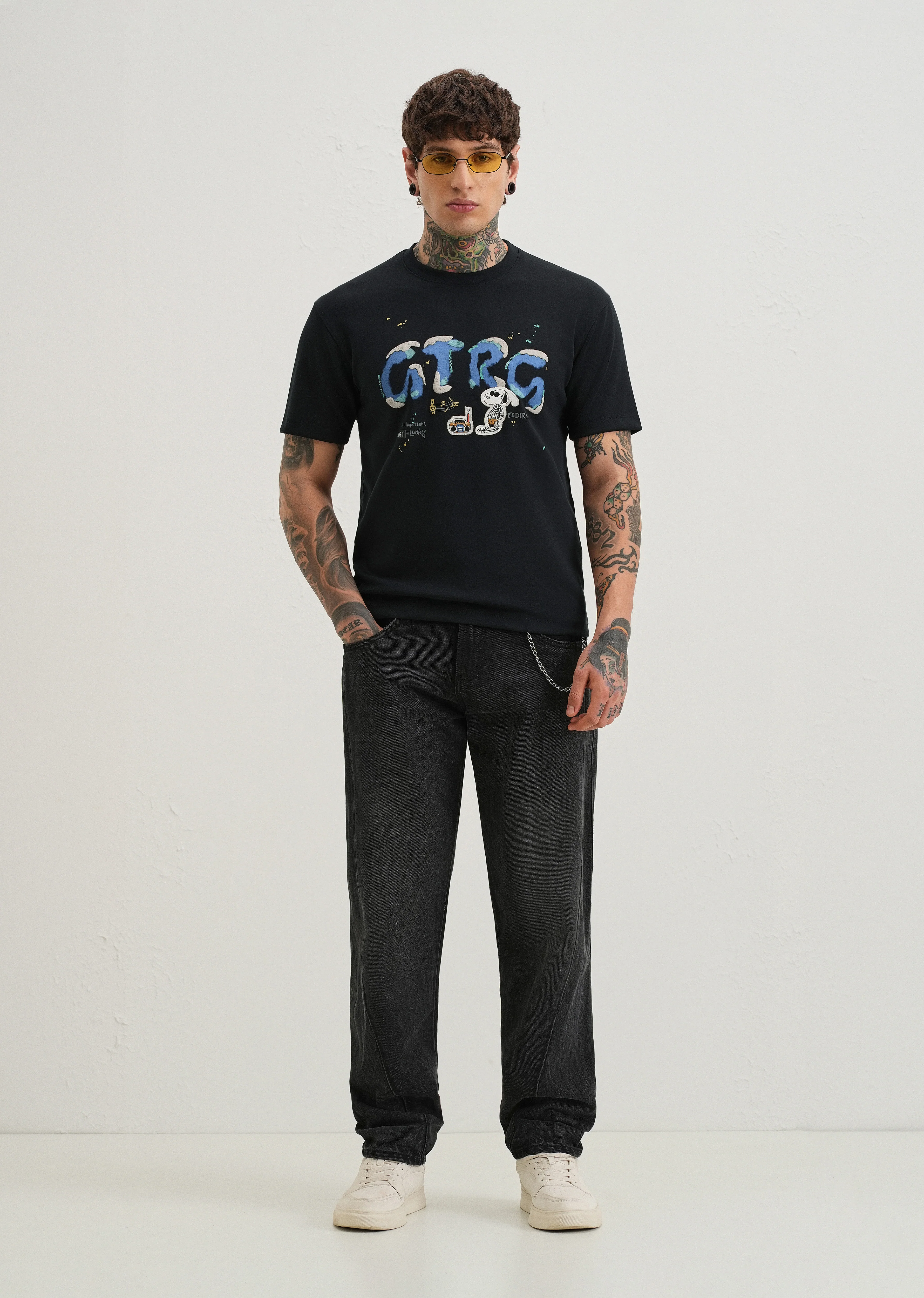 Deep Dark Blue Graphic Printed T-shirt - Image 6