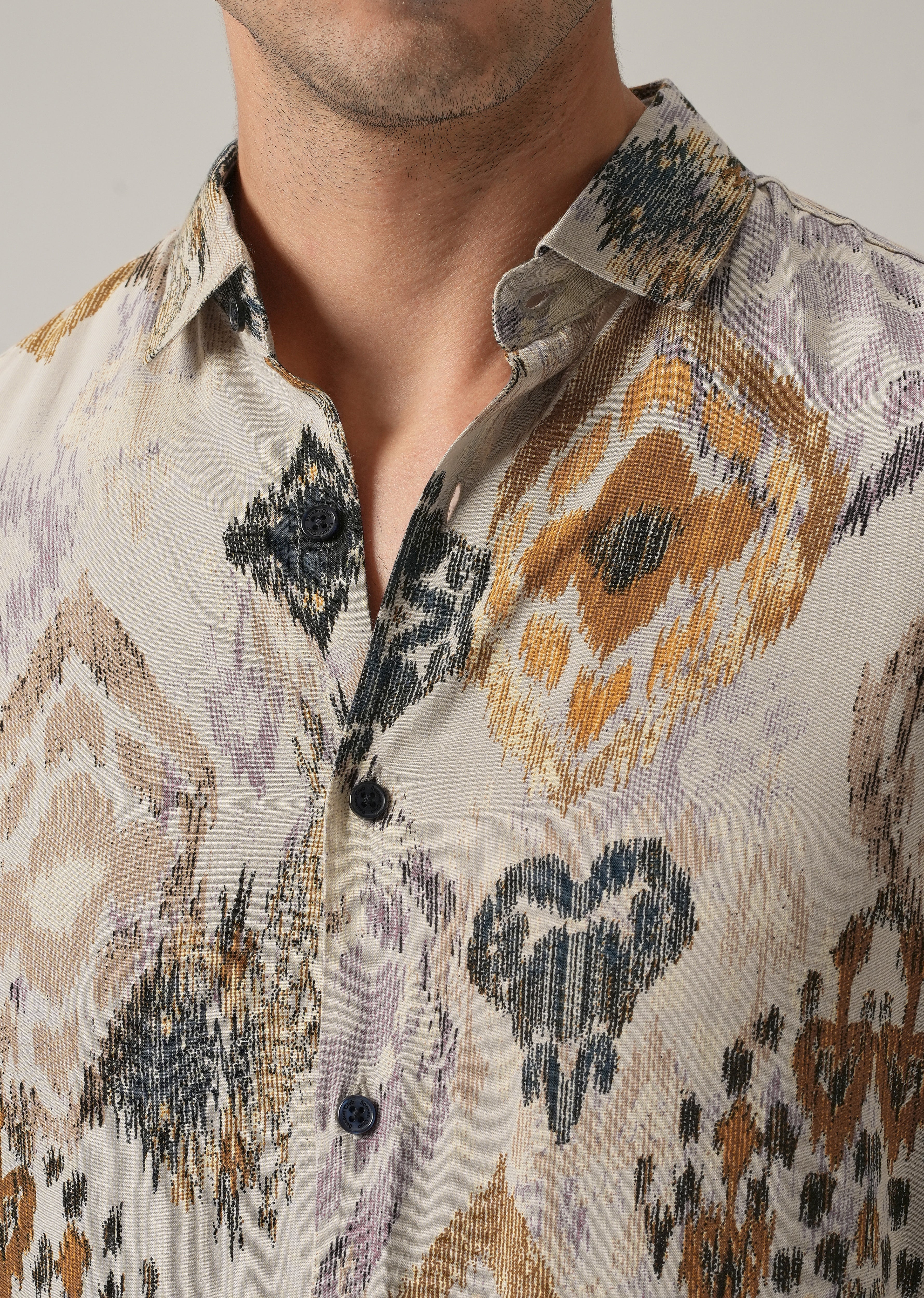 Beige Ikat Motif Print Feather Shirt - Image 5