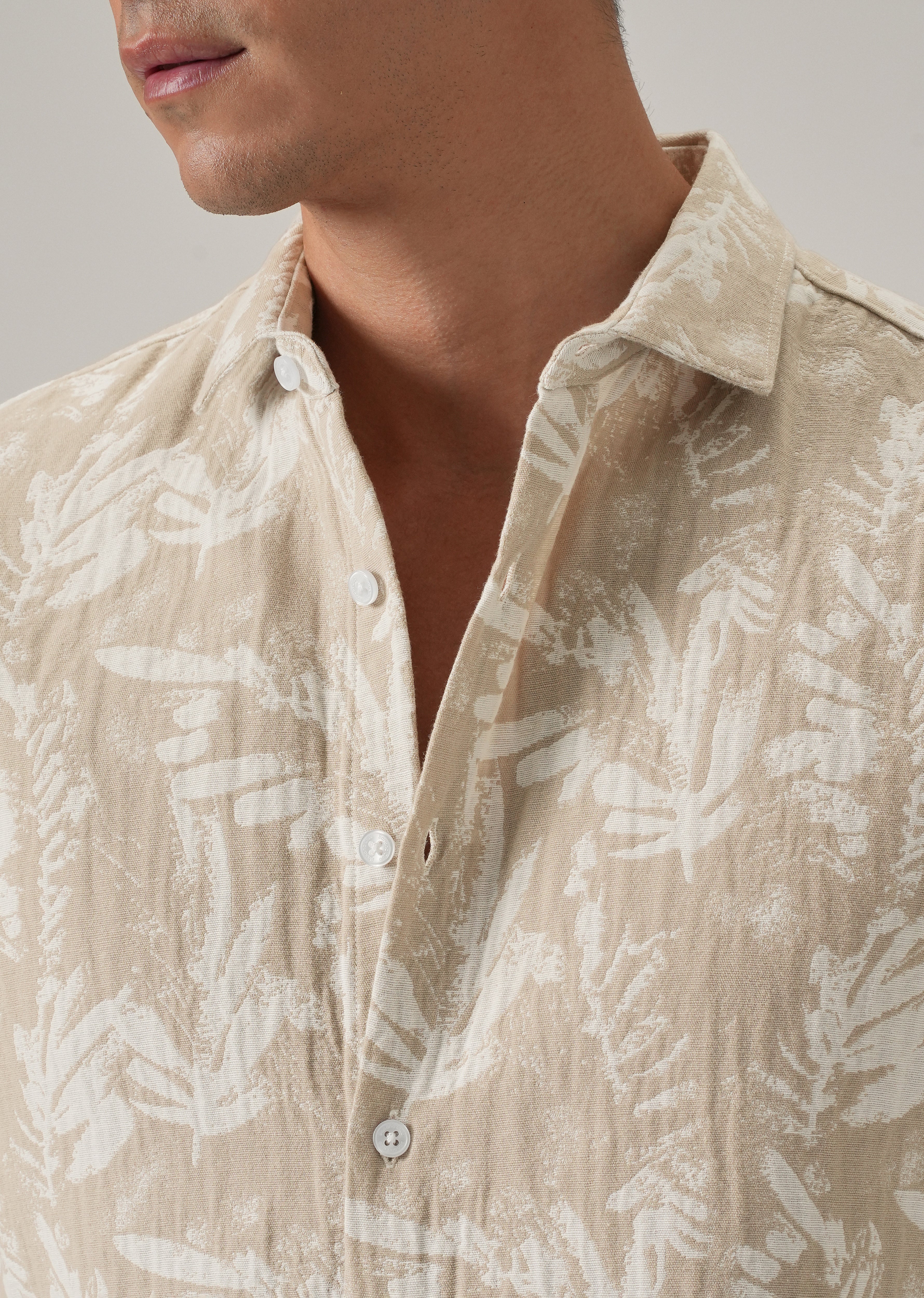 Beige Leaf Pattern Shirt - Image 5