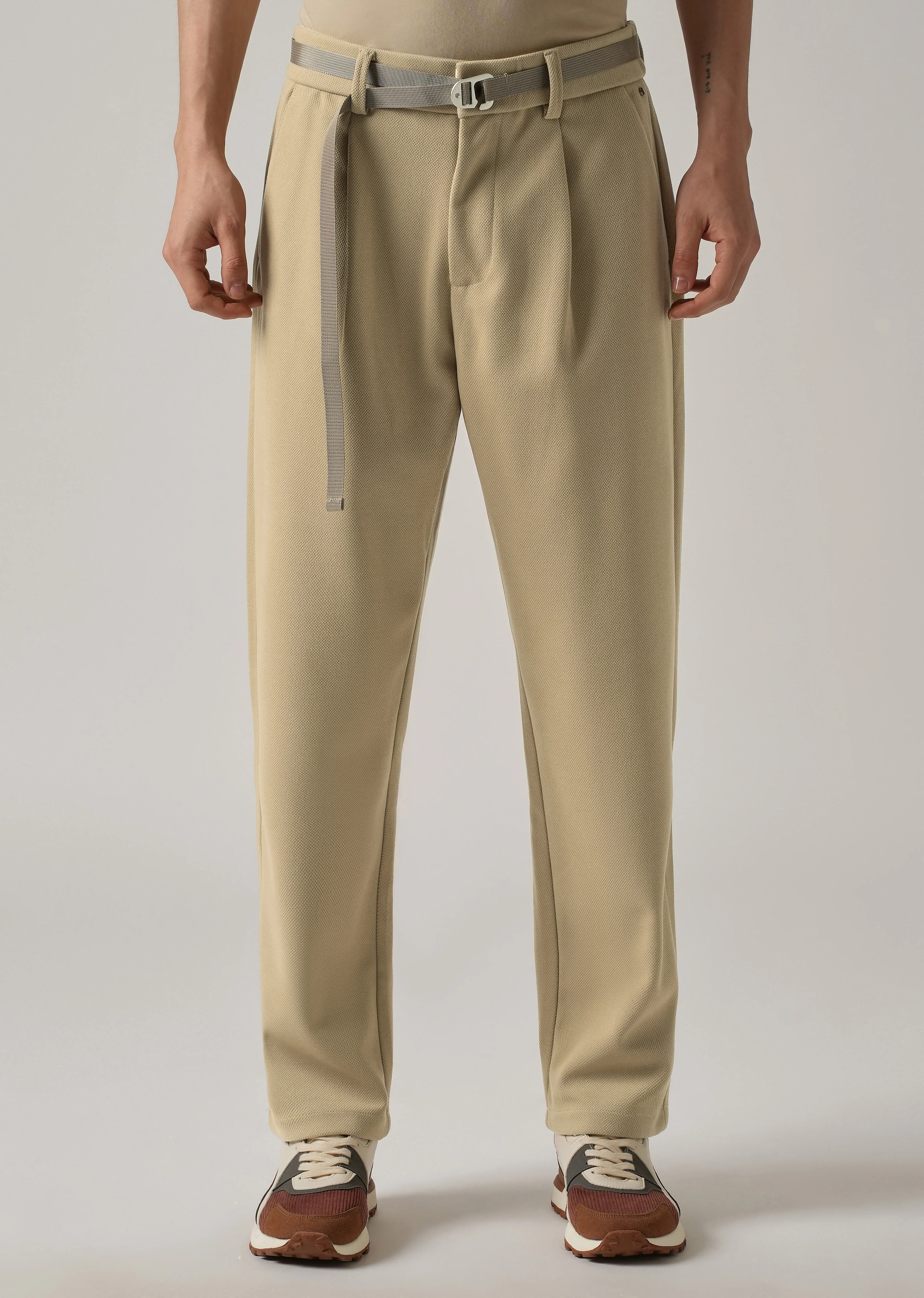 Beige Relaxed Fit Textured Pleated Pant - Image 3