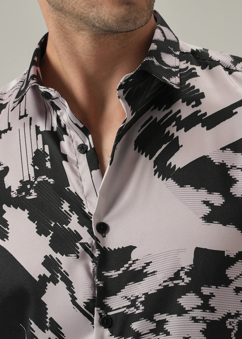 Black and White Print Shirt - Image 5