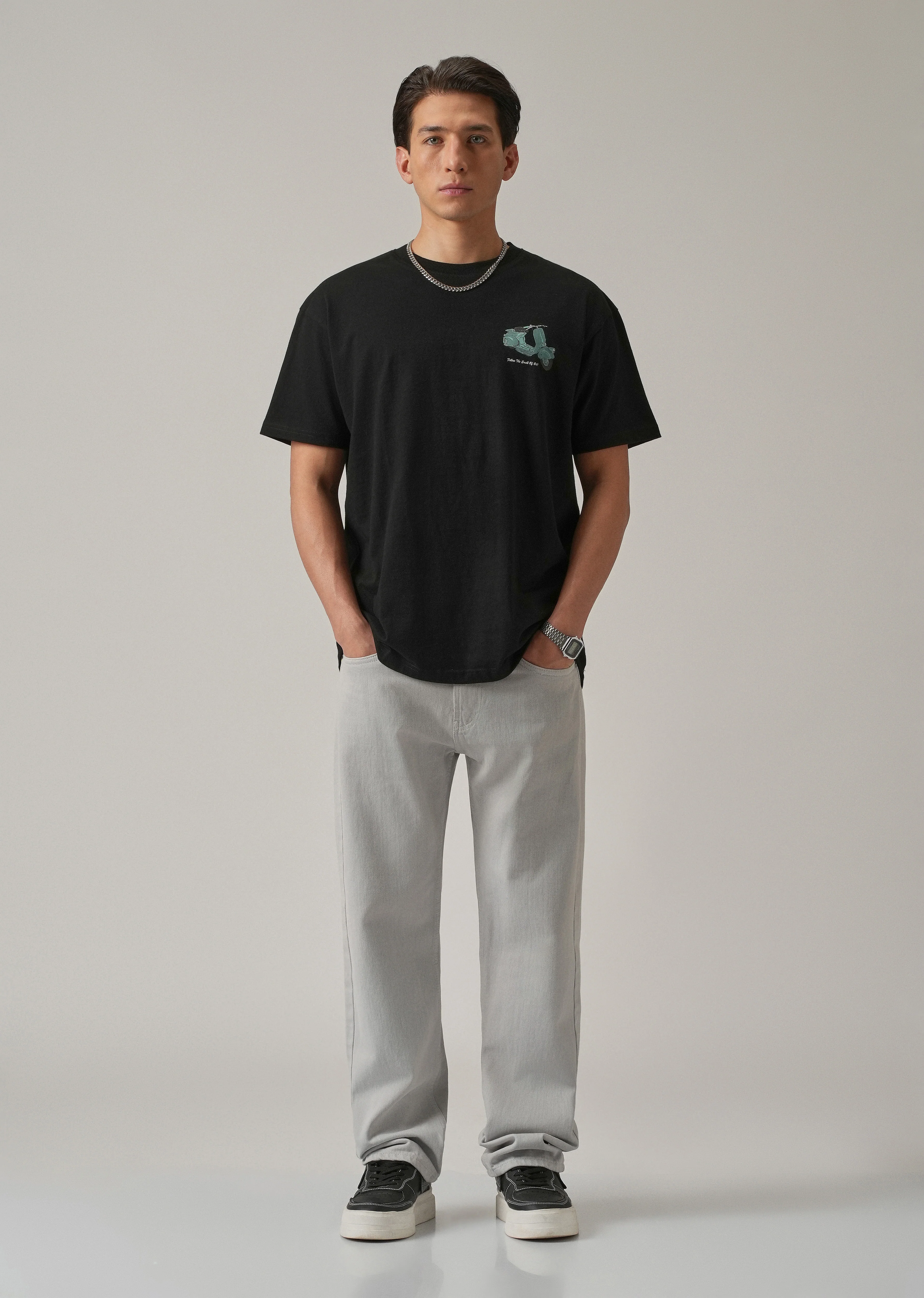 Black Back Print Oversized T-shirt - Image 6