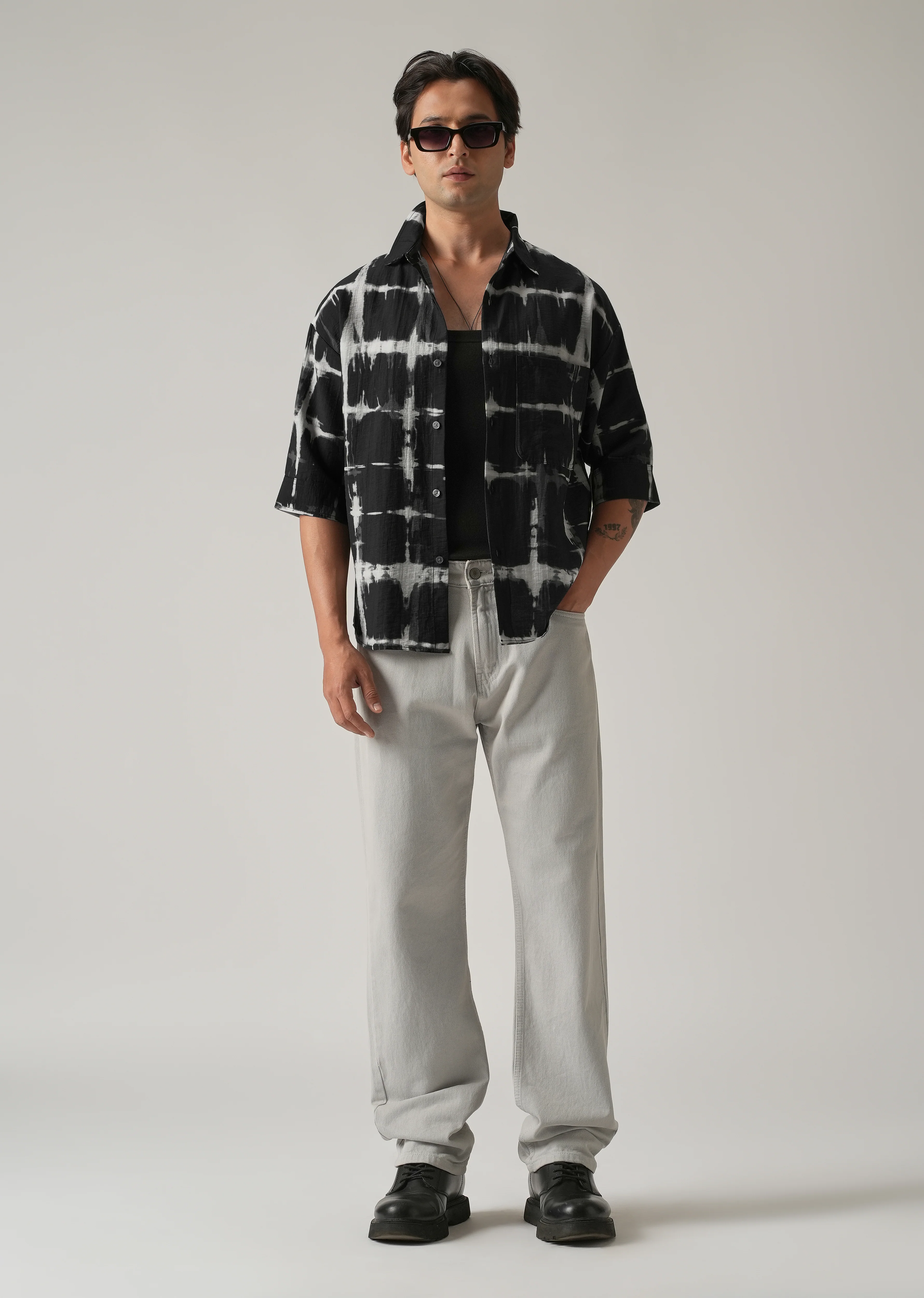 Black Boxy Fit Tie-Dye Printed Shirt - Image 7