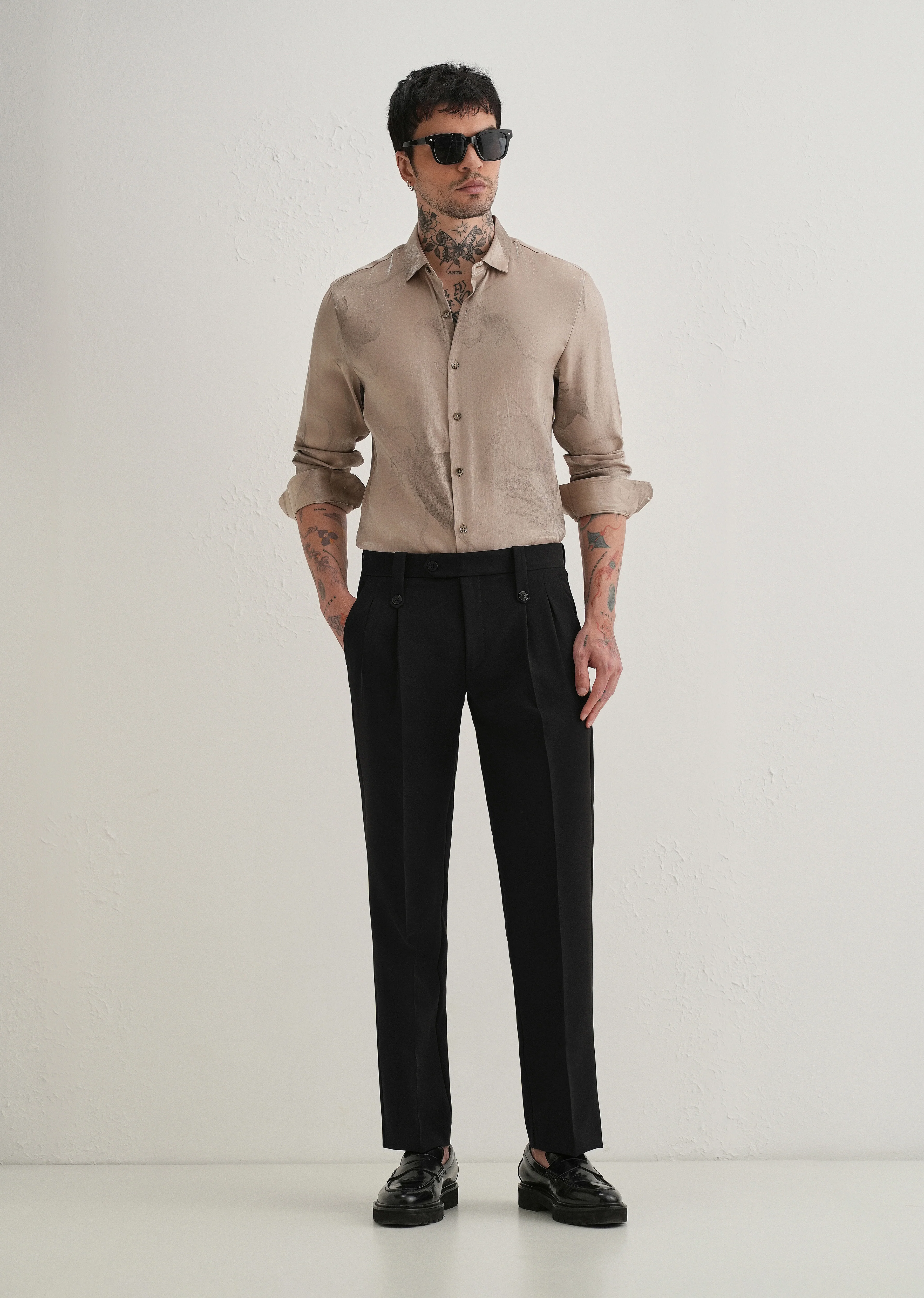 Black Button-Tab Pleat Trouser - Image 6