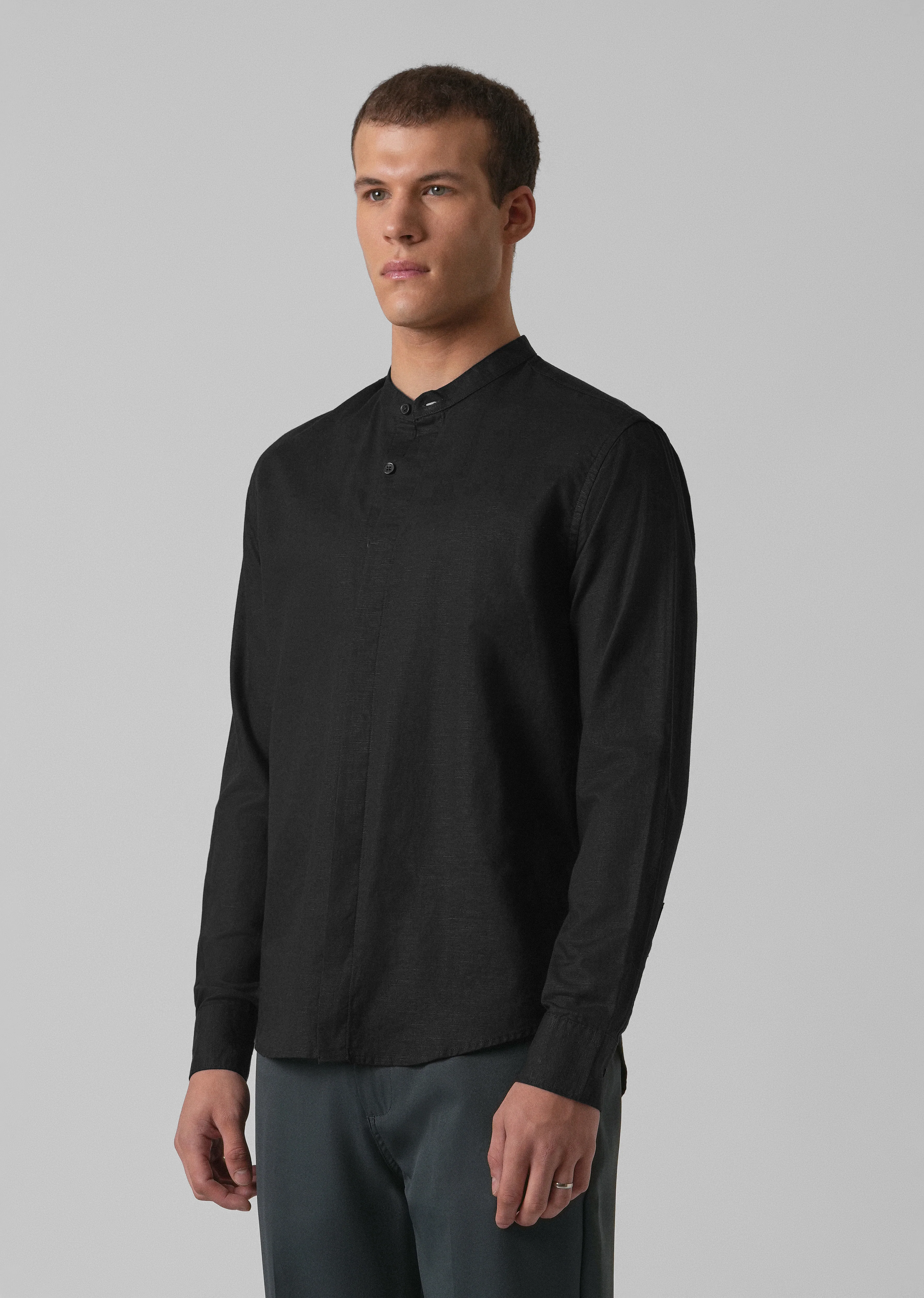 Black Cotton Linen Shirt - Image 4