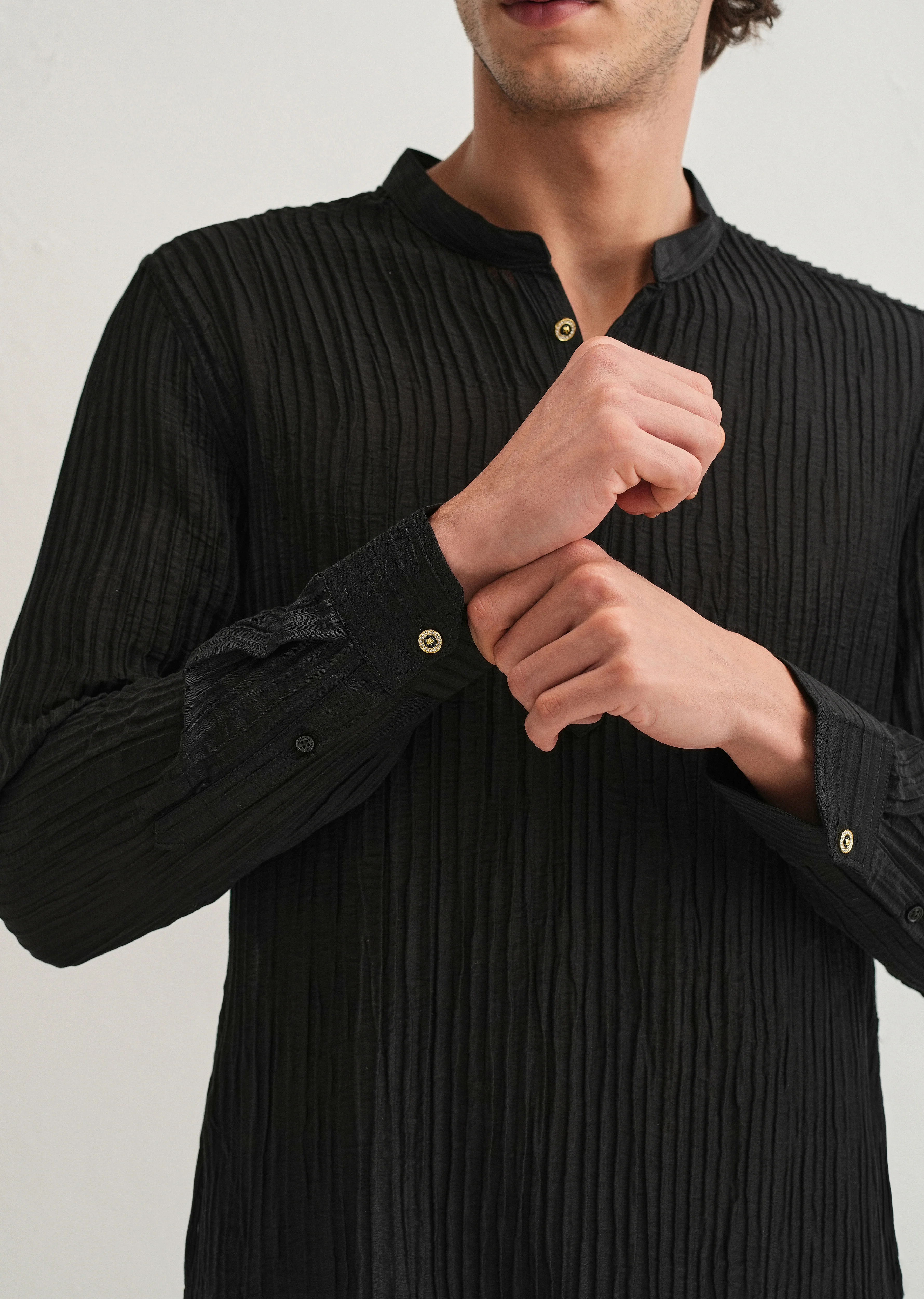Black Crinkled Stripe Kurta - Image 4