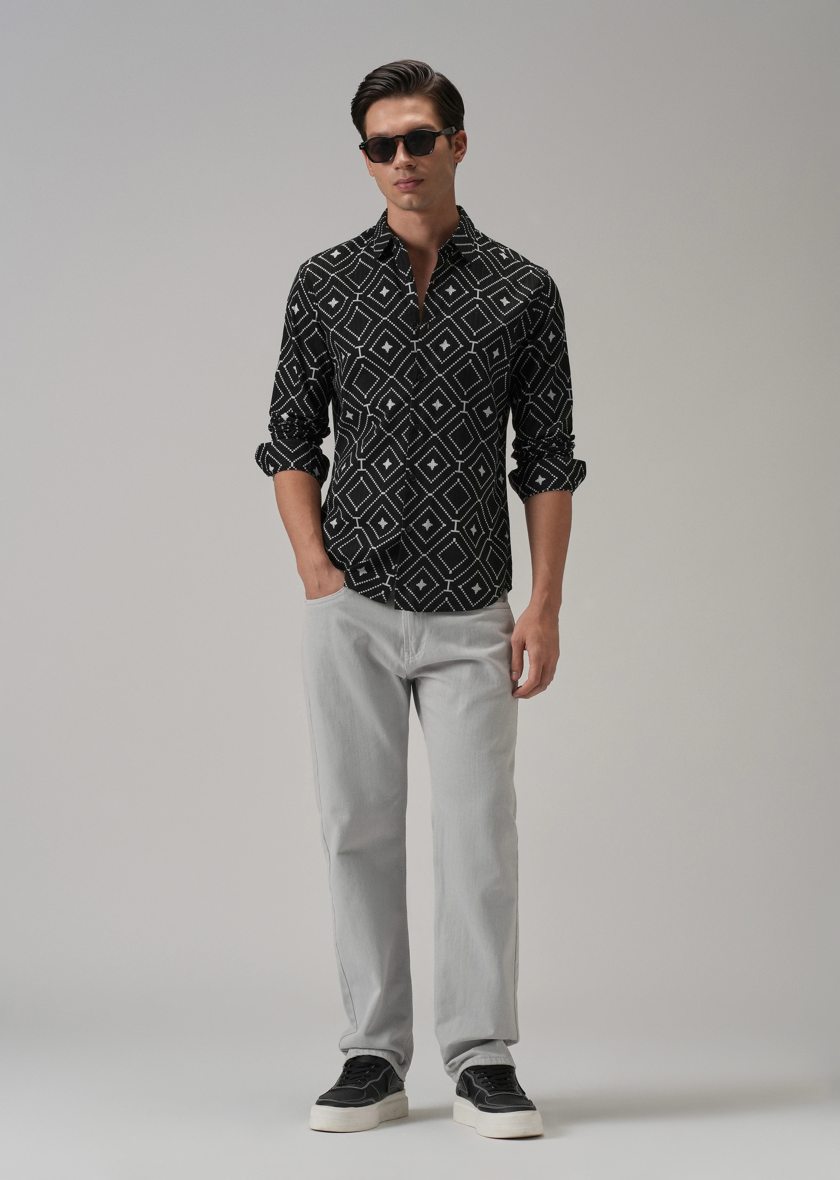 Black Diamond Pattern Print Shirt - Image 6