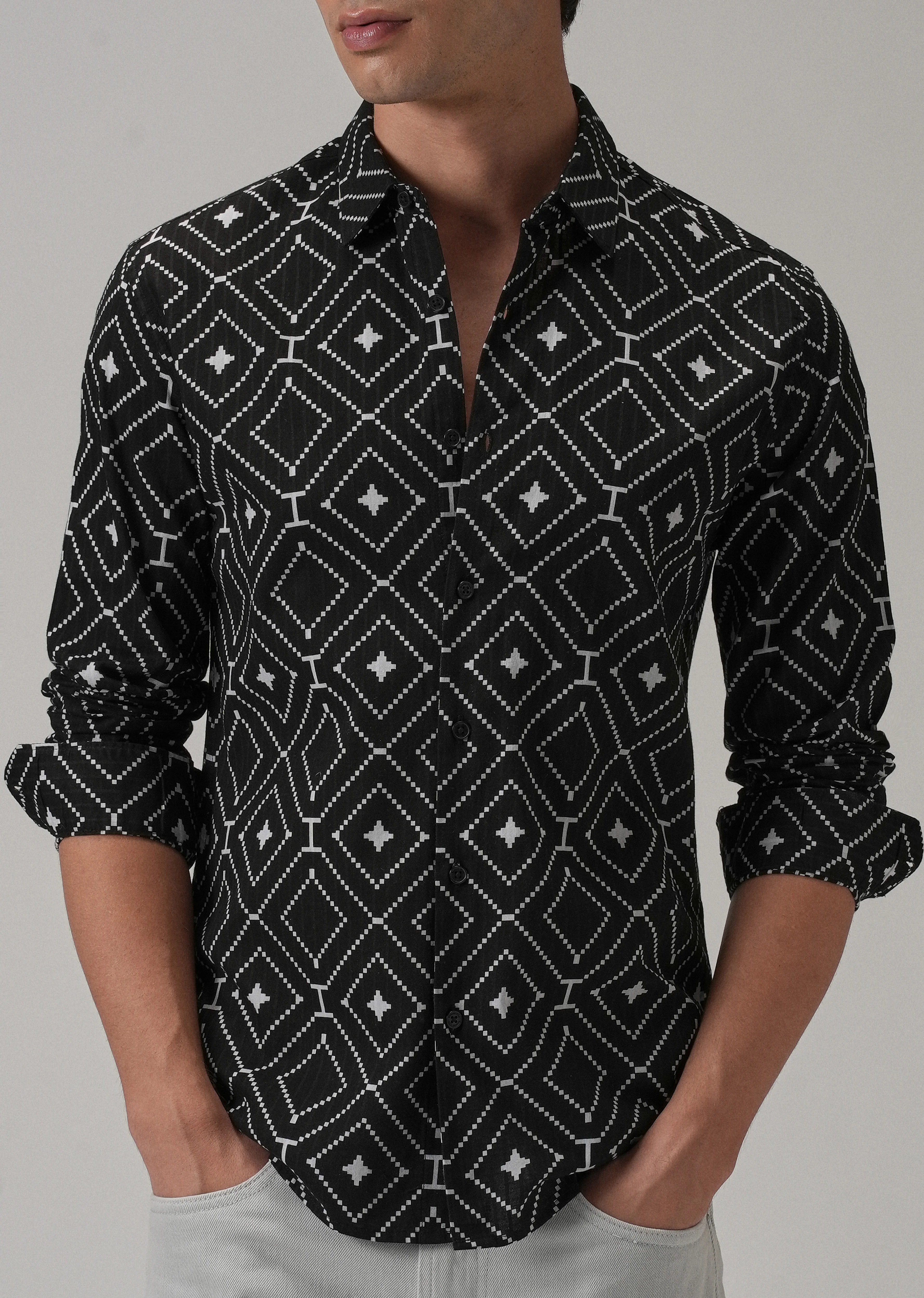 Black Diamond Pattern Print Shirt - Image 7