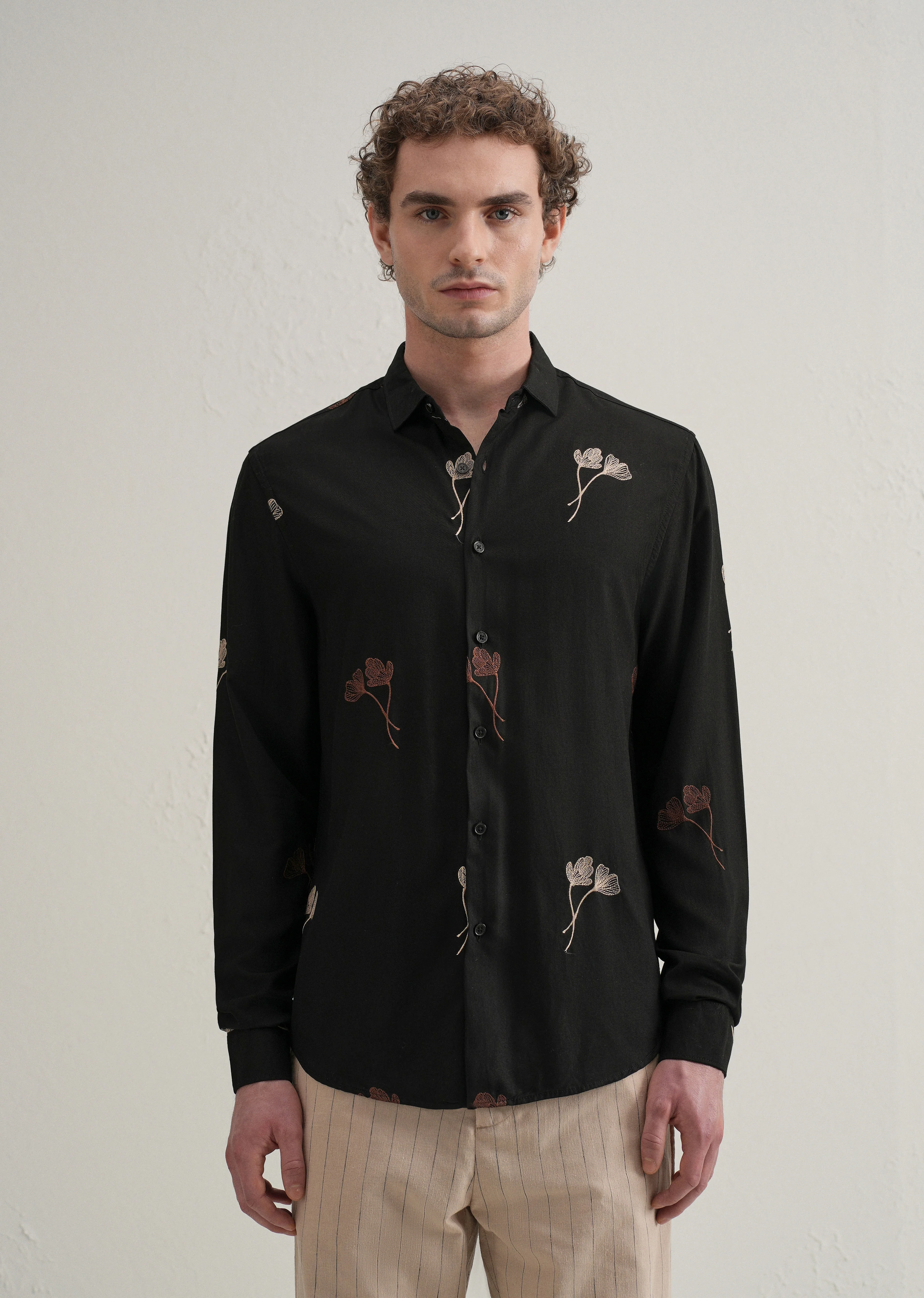 Black Floral Motif Embroidery Shirt - Image 4