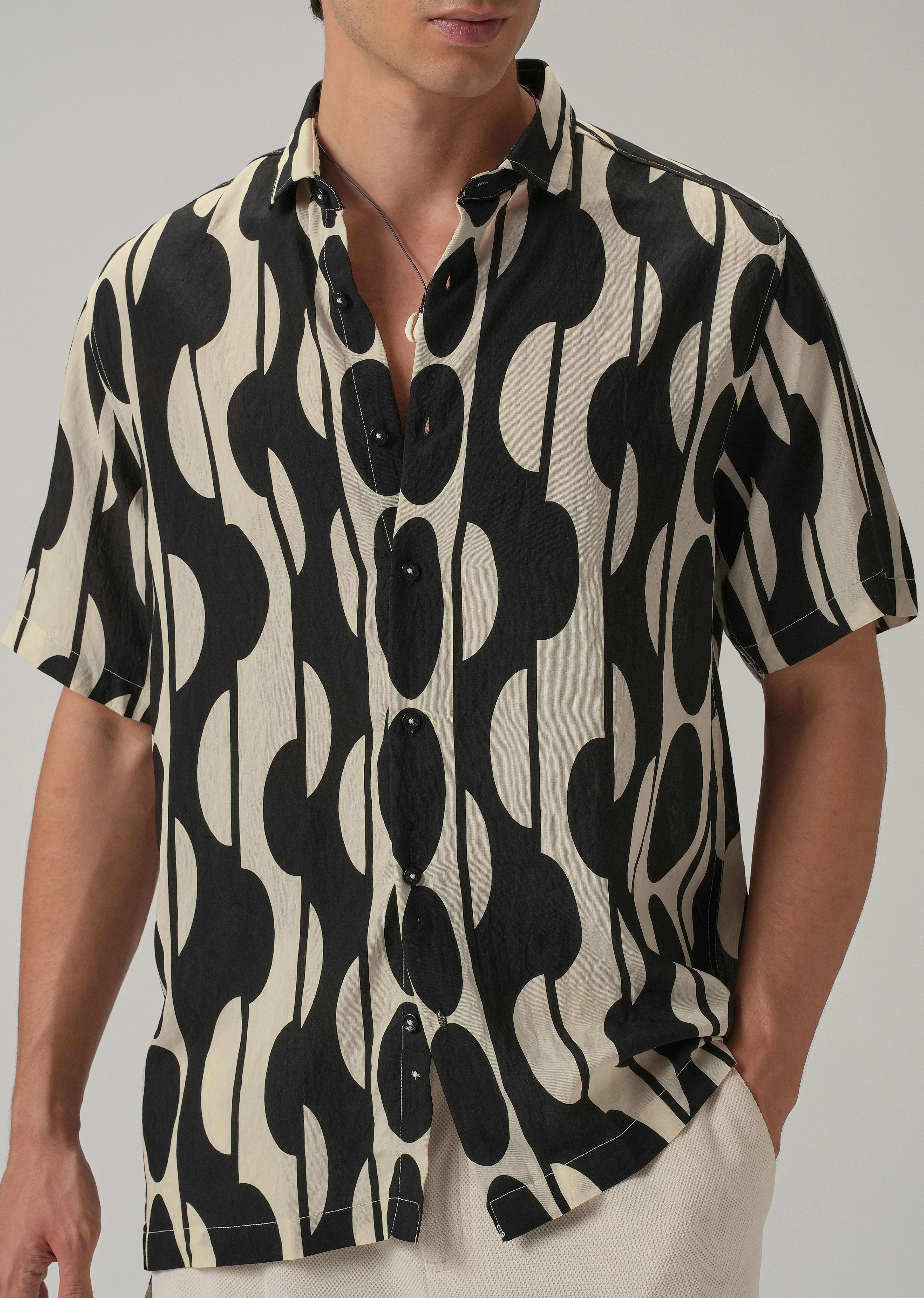 Black Geometric Printed Shirt - Image 7