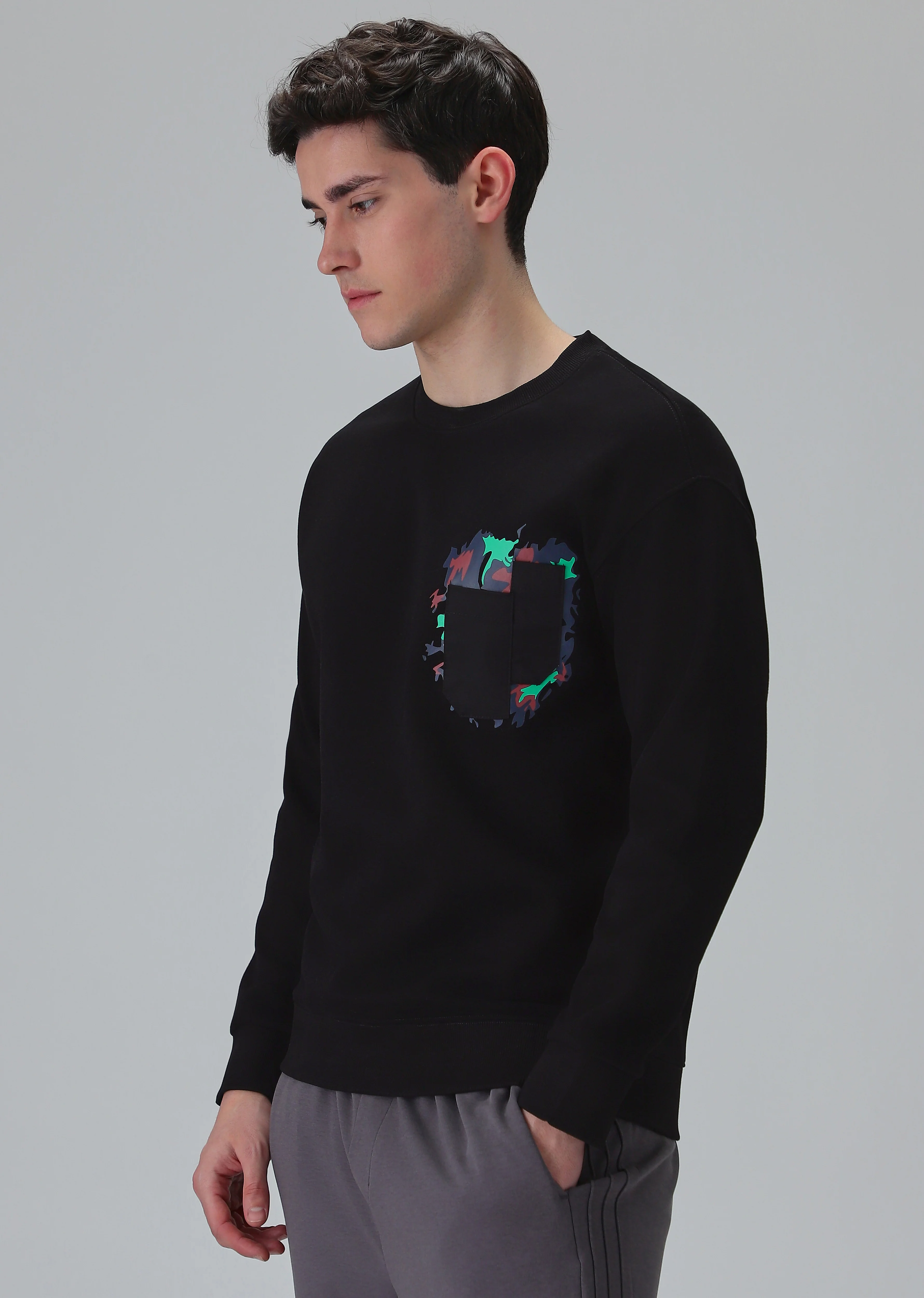 Black Graphic Pocket Sweatshirt - Image 4