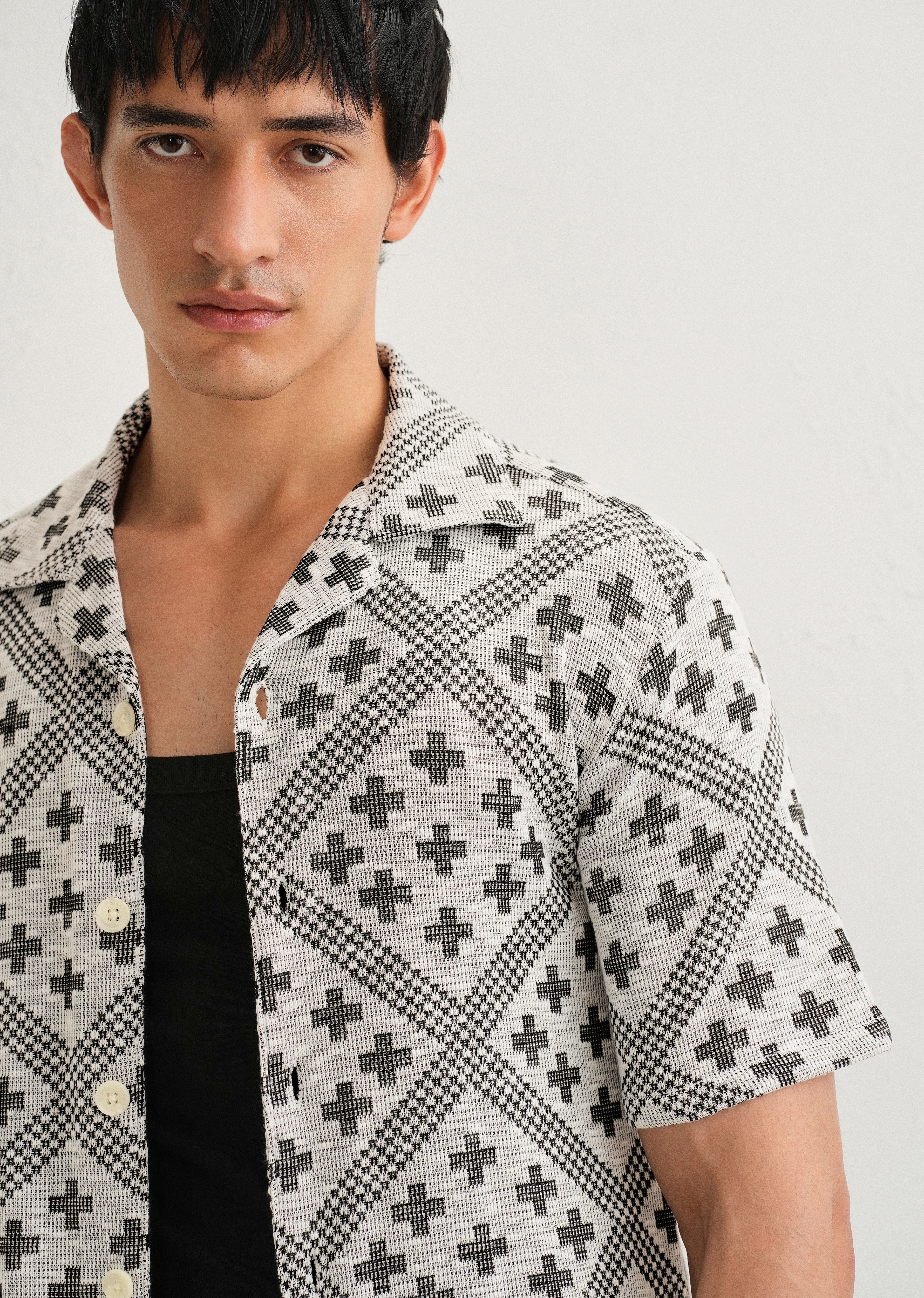 Black Jacquard Knitted Shirt - Image 5
