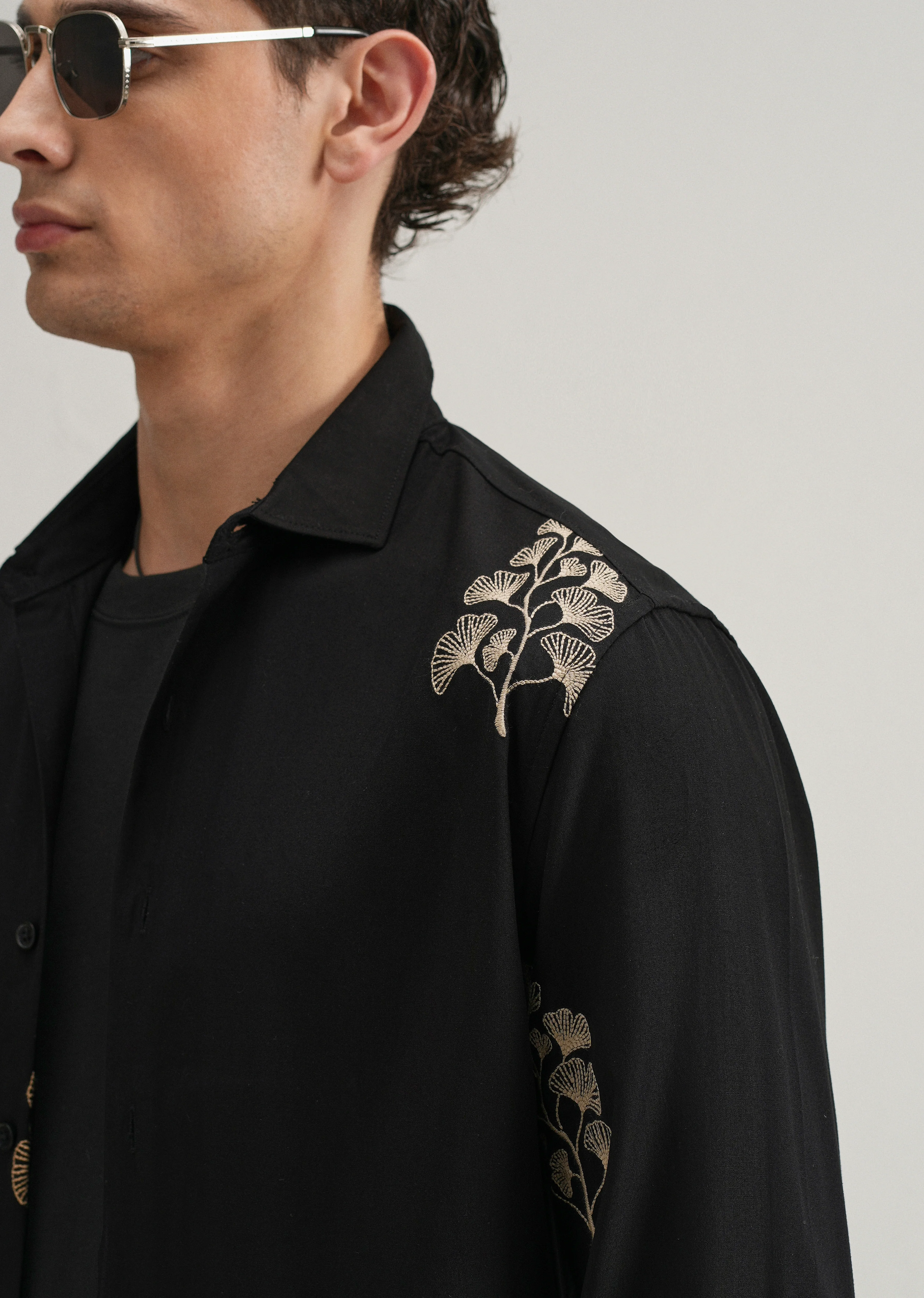Black Motif Embroidery Shirt - Image 2