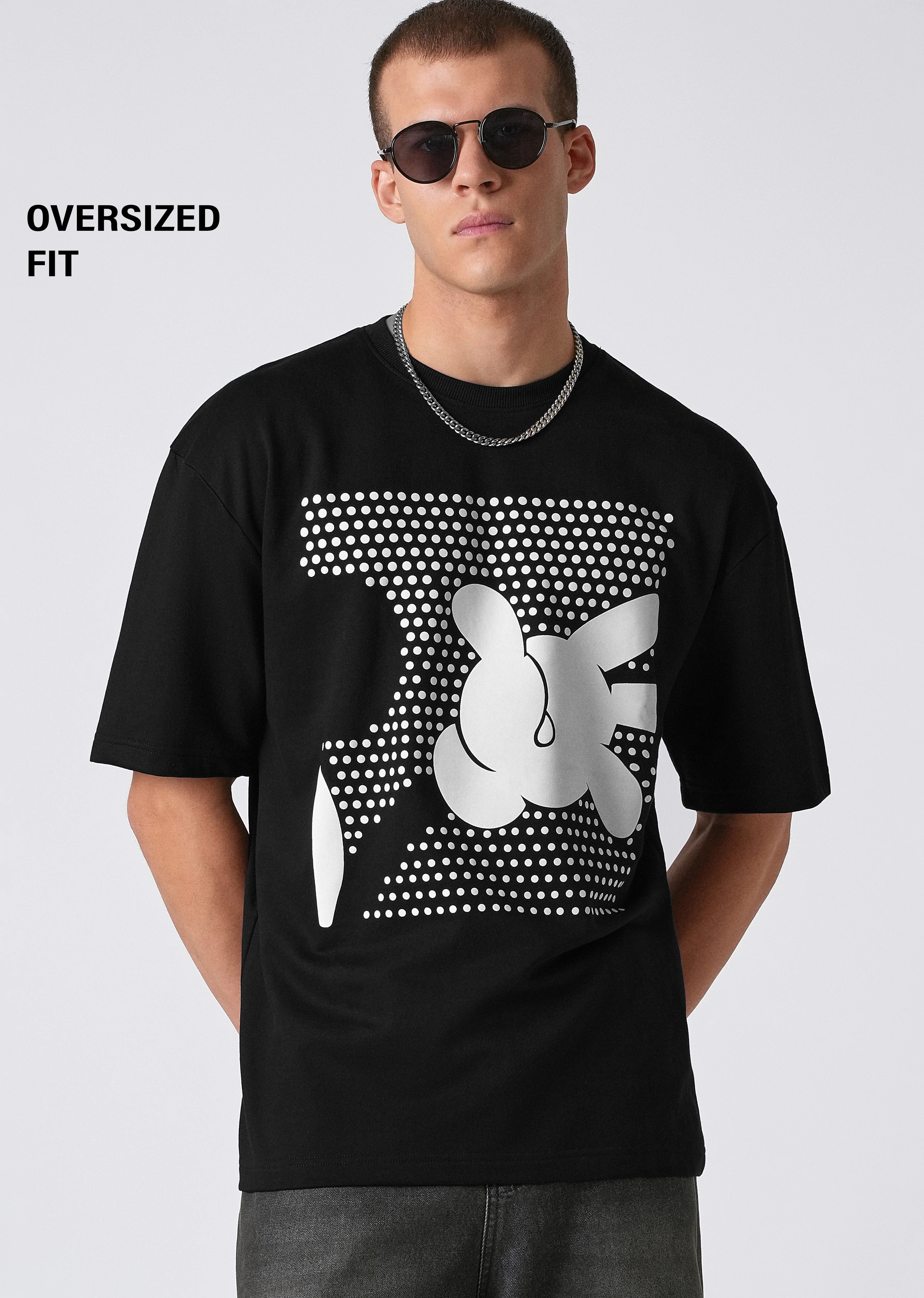 Black Oversized T-shirt - Image 7