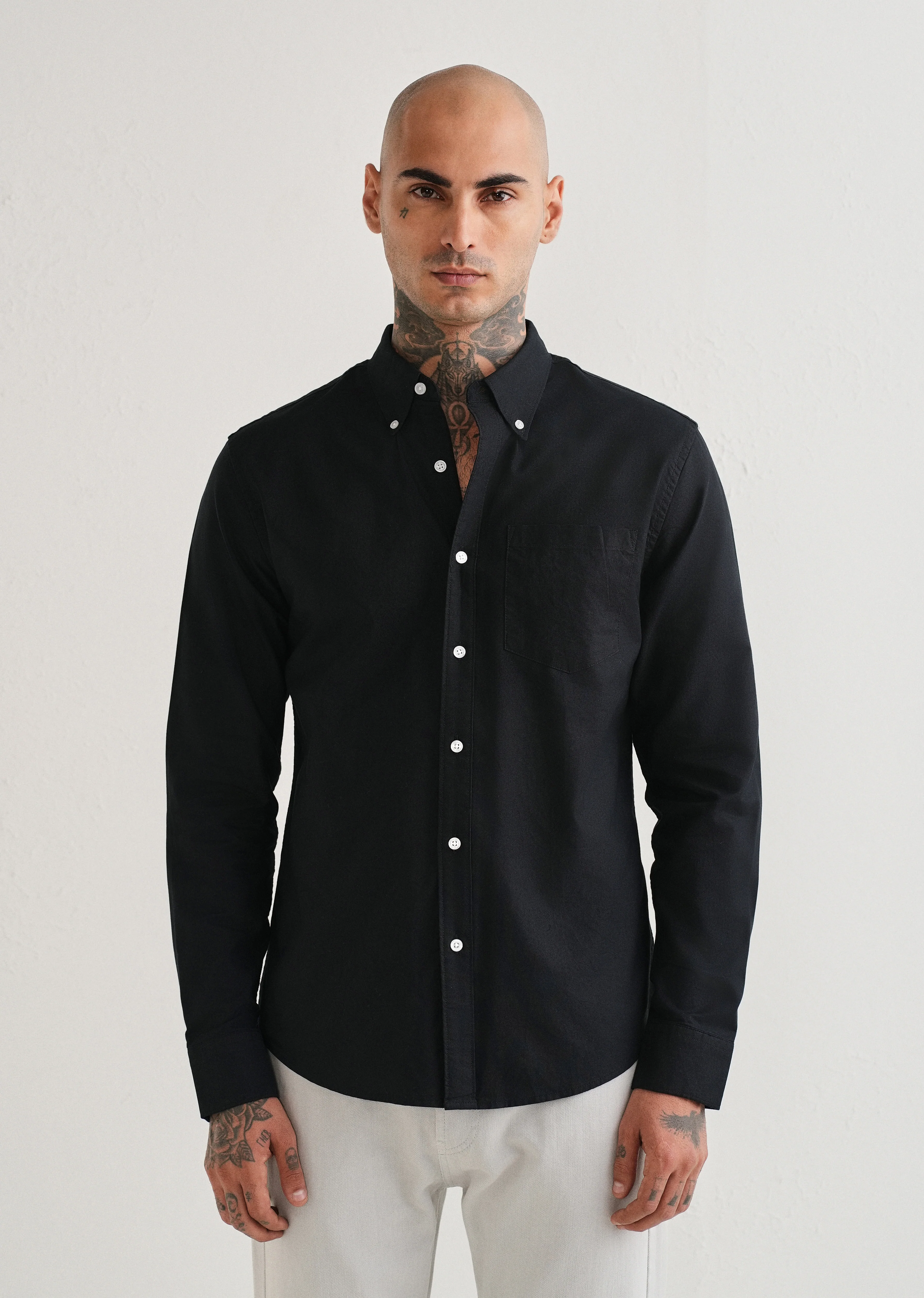 Black Plain Cotton Oxford Shirt - Image 3