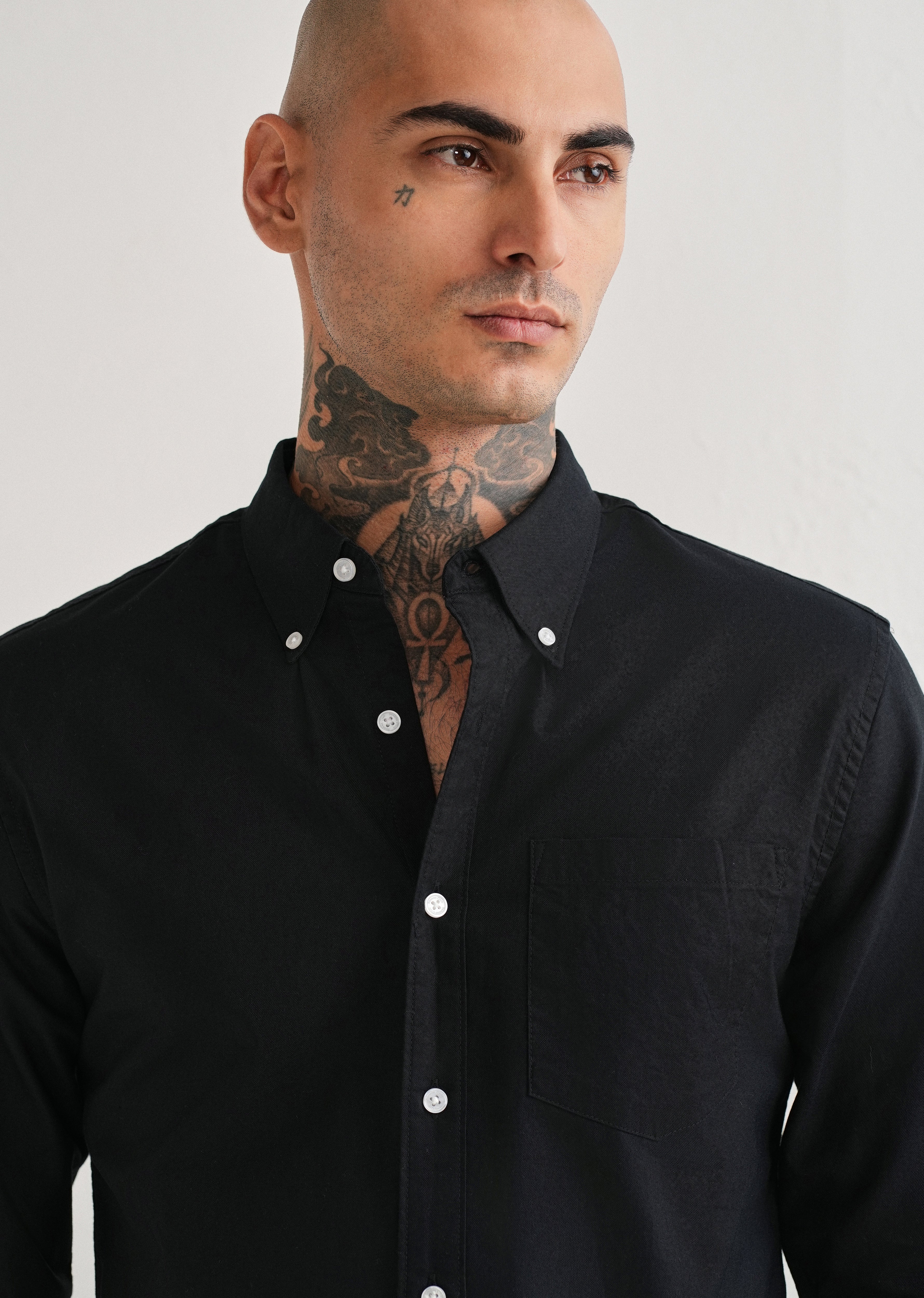 Black Plain Cotton Oxford Shirt - Image 5