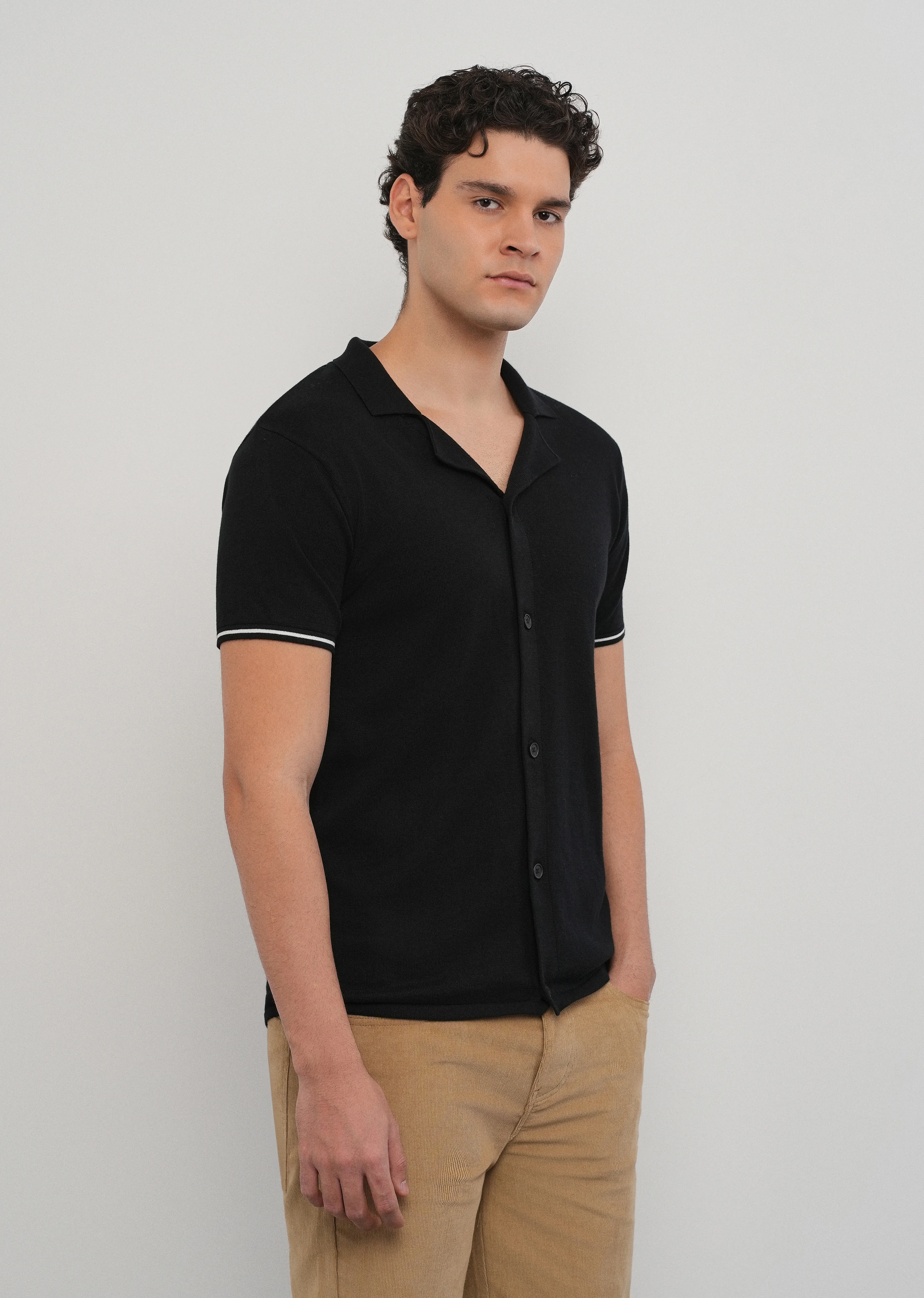 Black Plain Knit Cuban Collar Shirt - Image 4