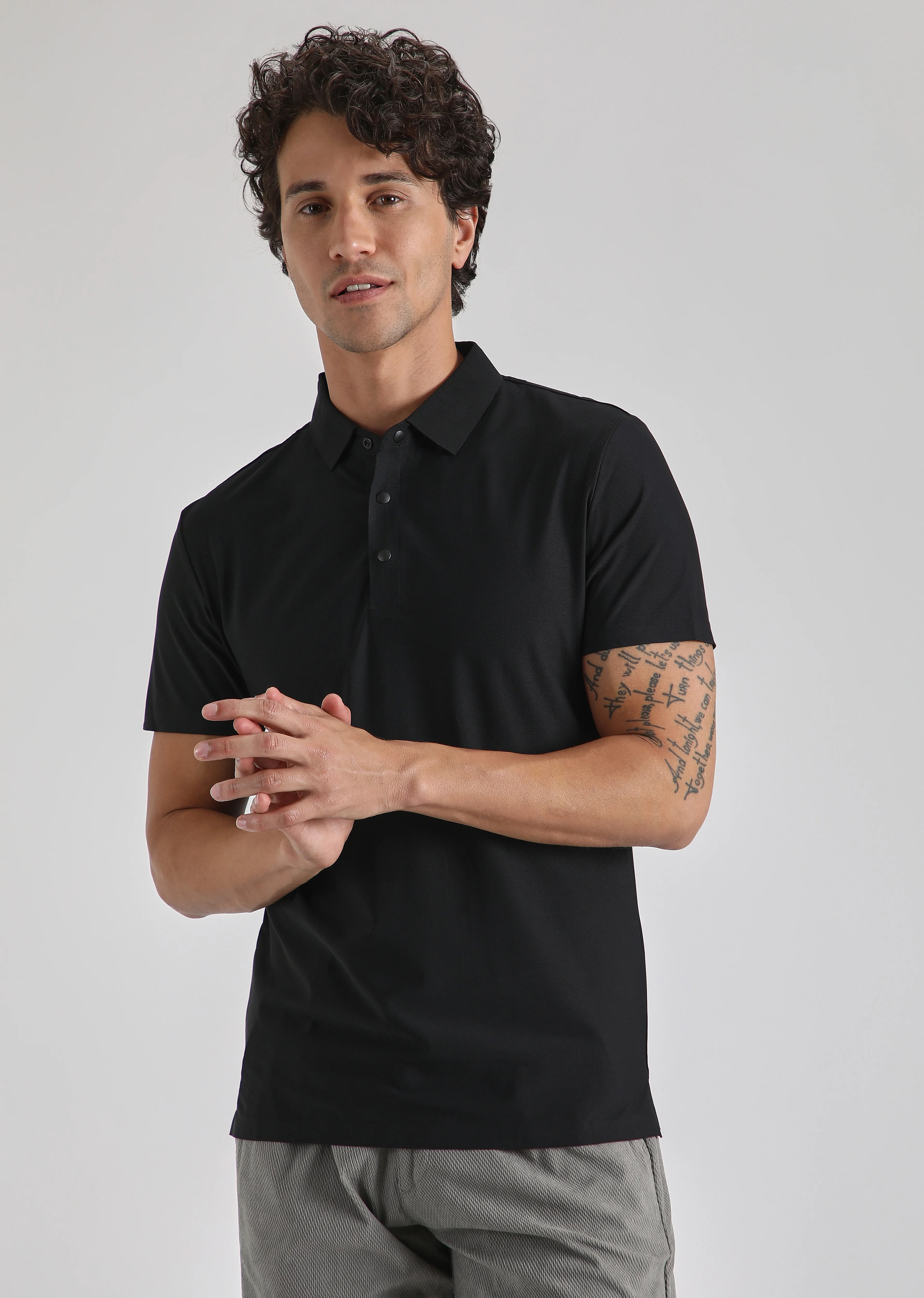 Black Plain Stitchless Polo T-shirt - Image 3