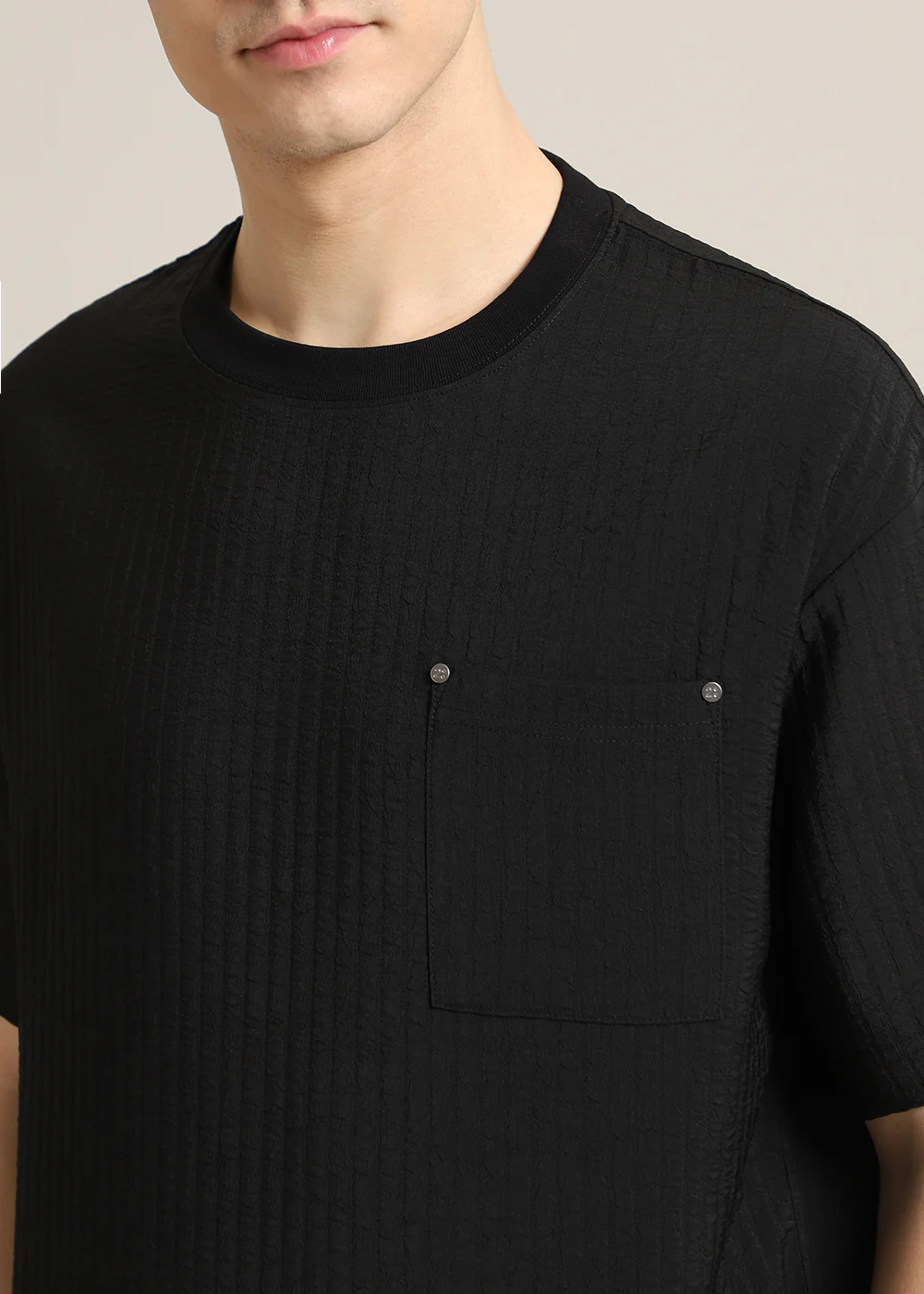 Black Plain Textured Oversized T-shirt - Image 2