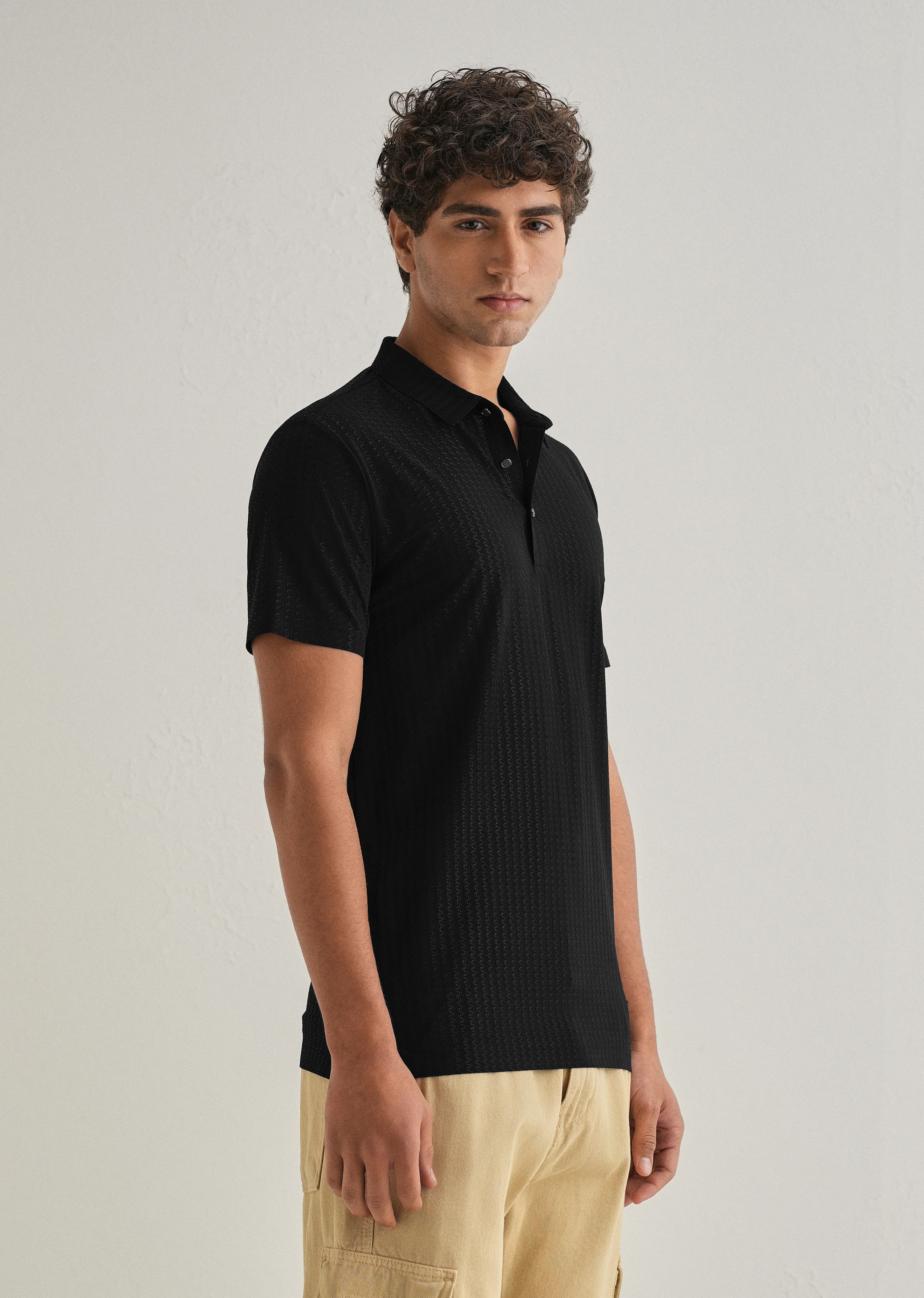 Black Polo Collar Printed Seamless T-shirt - Image 5