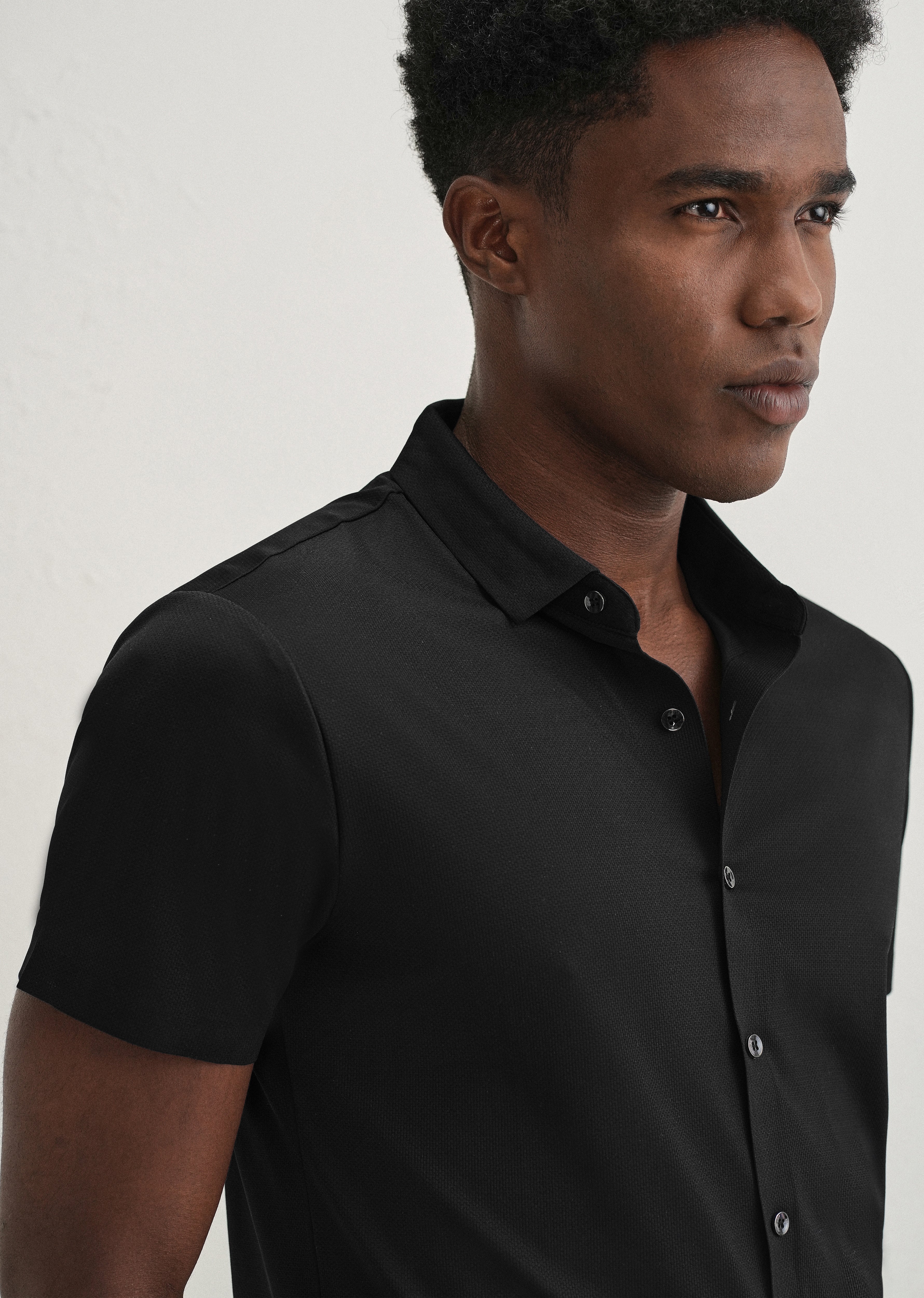 Black Self Patterned Stitchless Shirt - Image 5