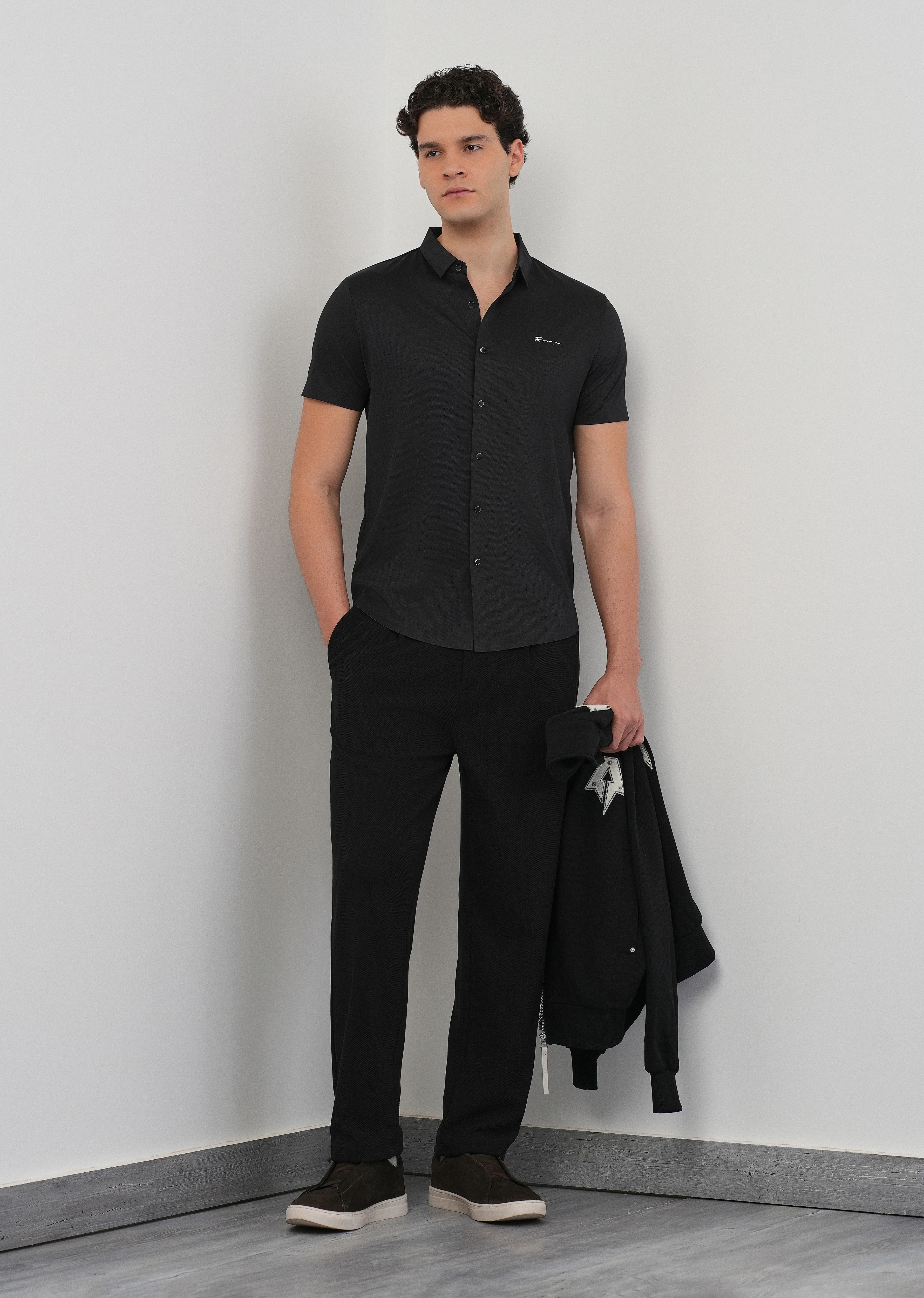 Black Stitchless Half Sleeve Shirt - Image 6