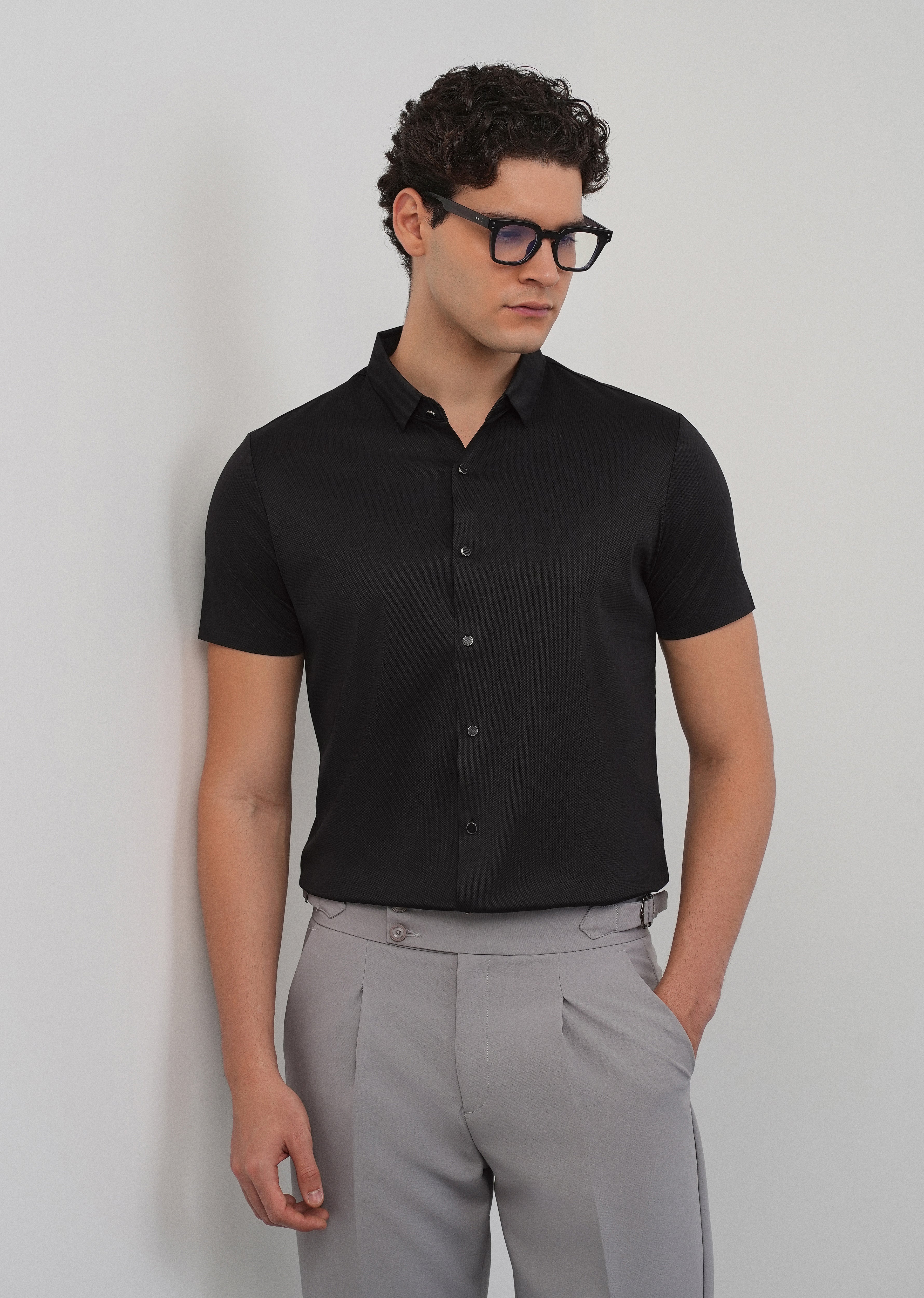 Black Stitchless Plain Half Sleeve Shirt - Image 7