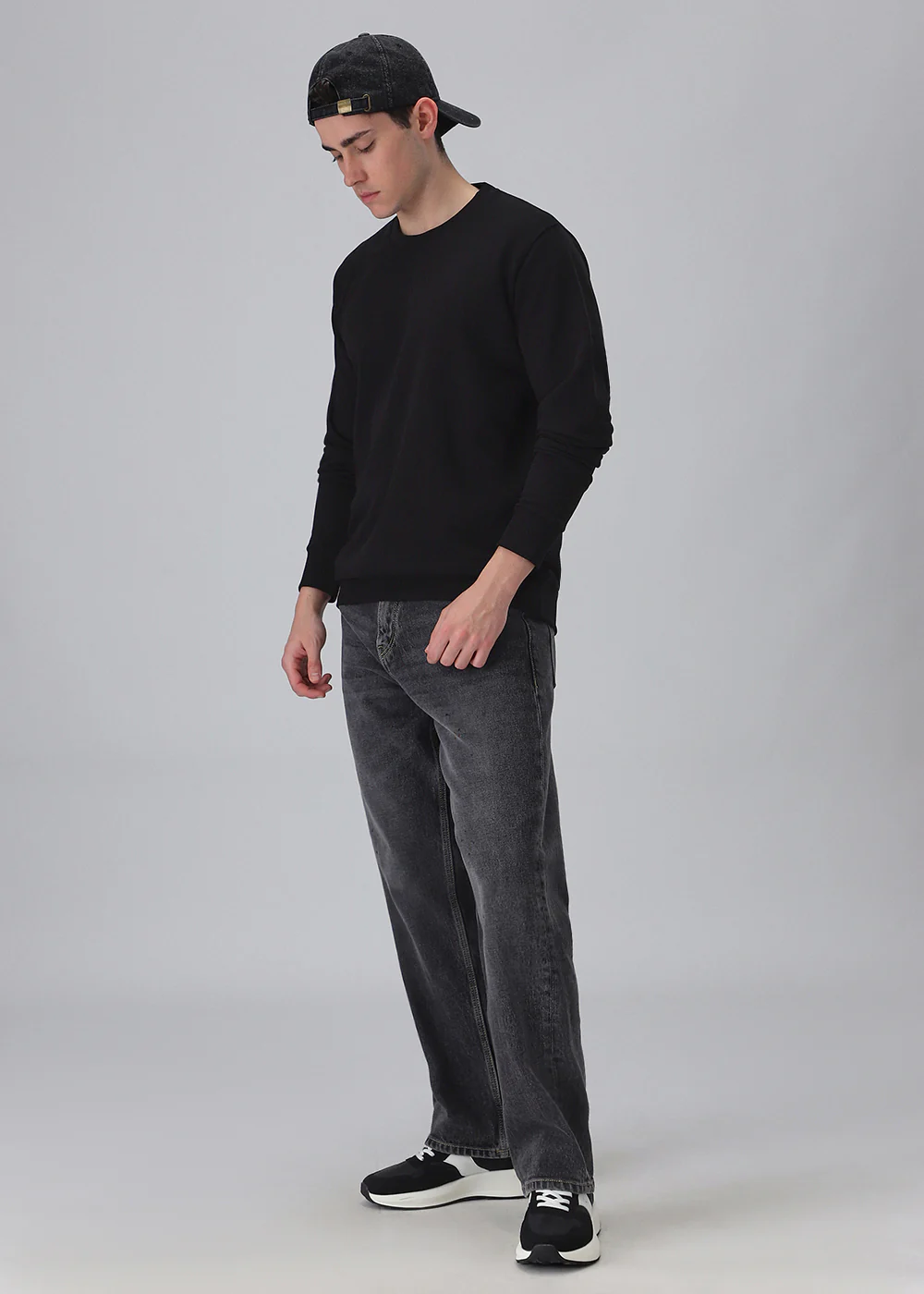 Black Sweatshirt - Image 6
