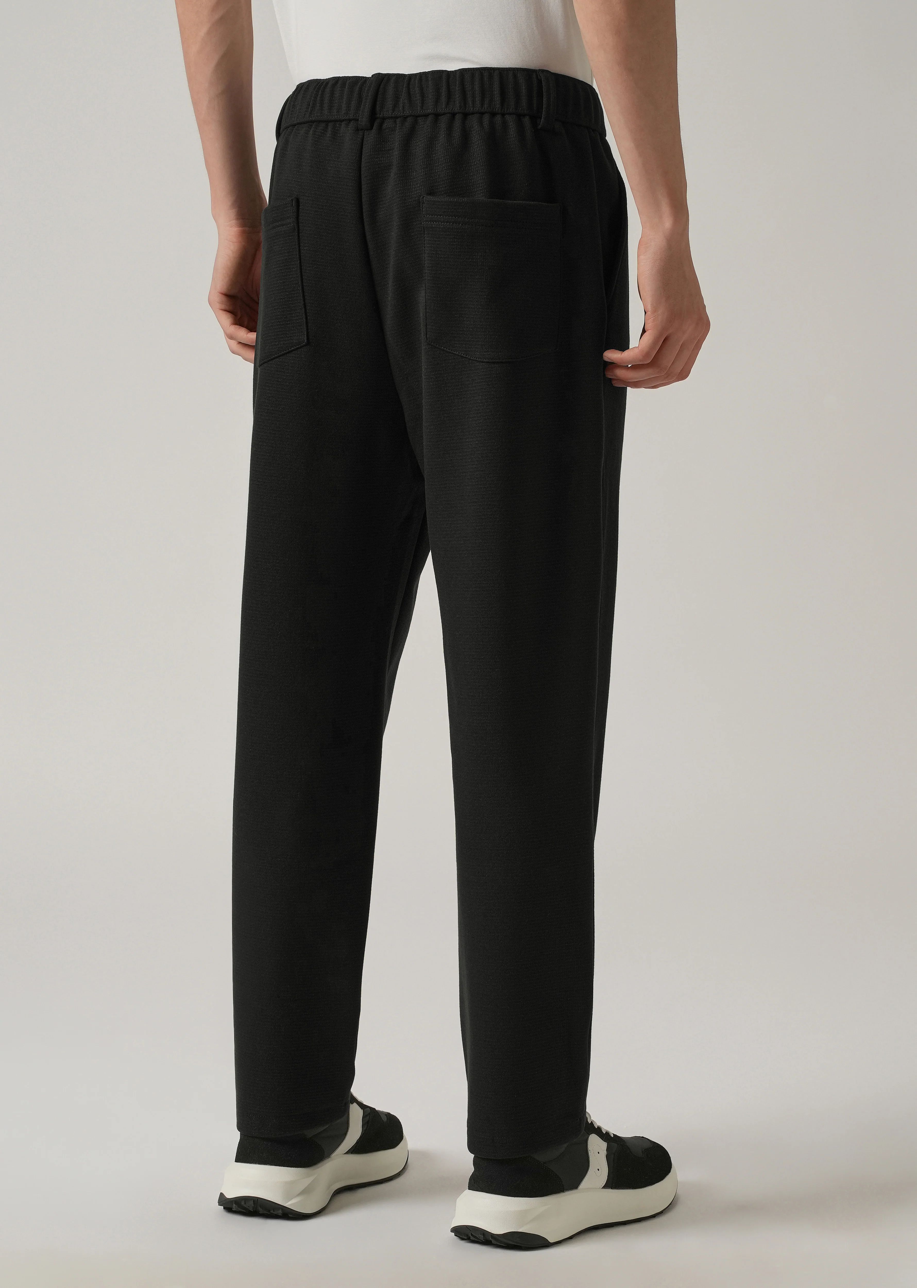 Black Textured Pleated Drawstring Pant - Image 2