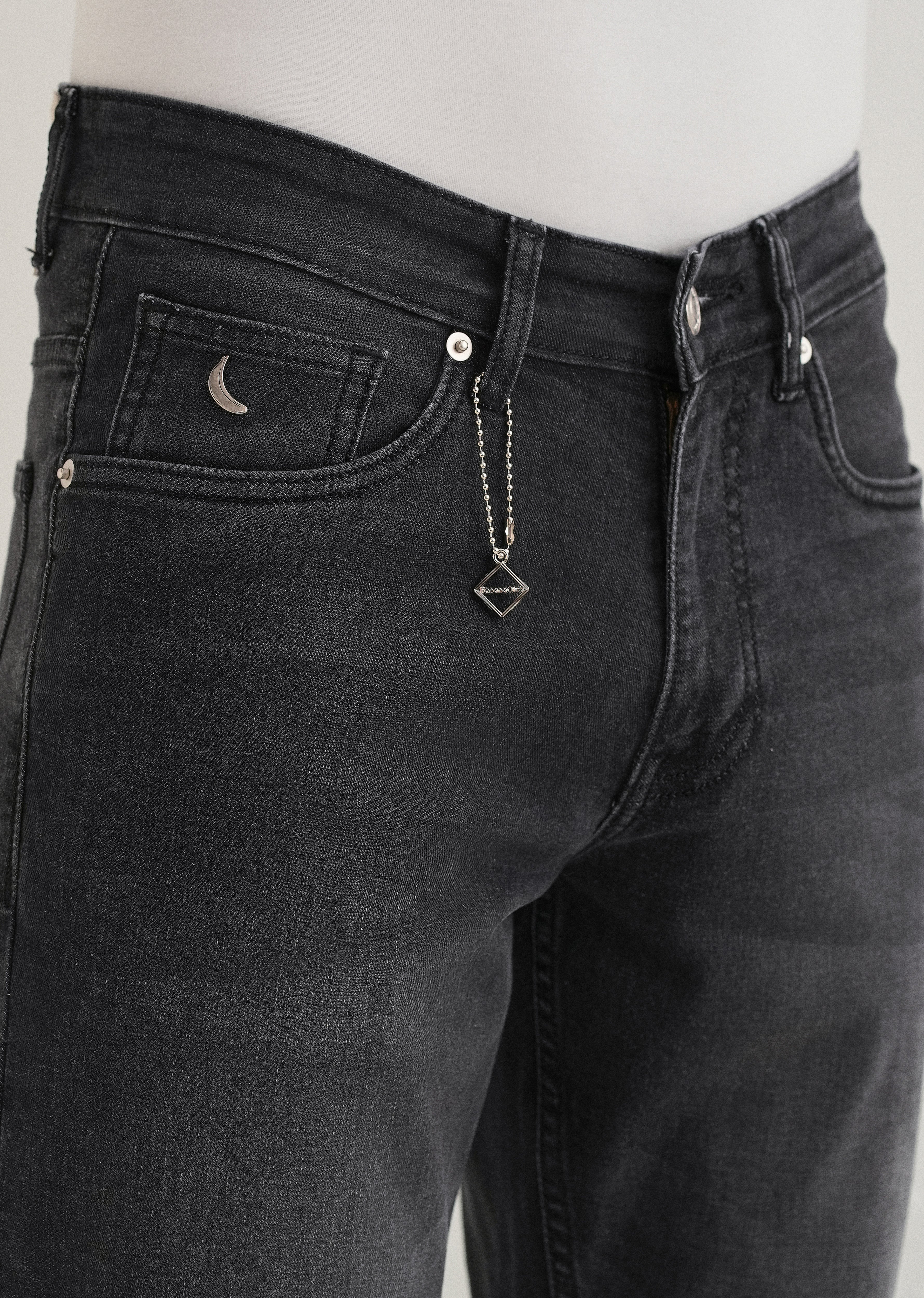 Black Wash Ankle Fit Jeans - Image 2