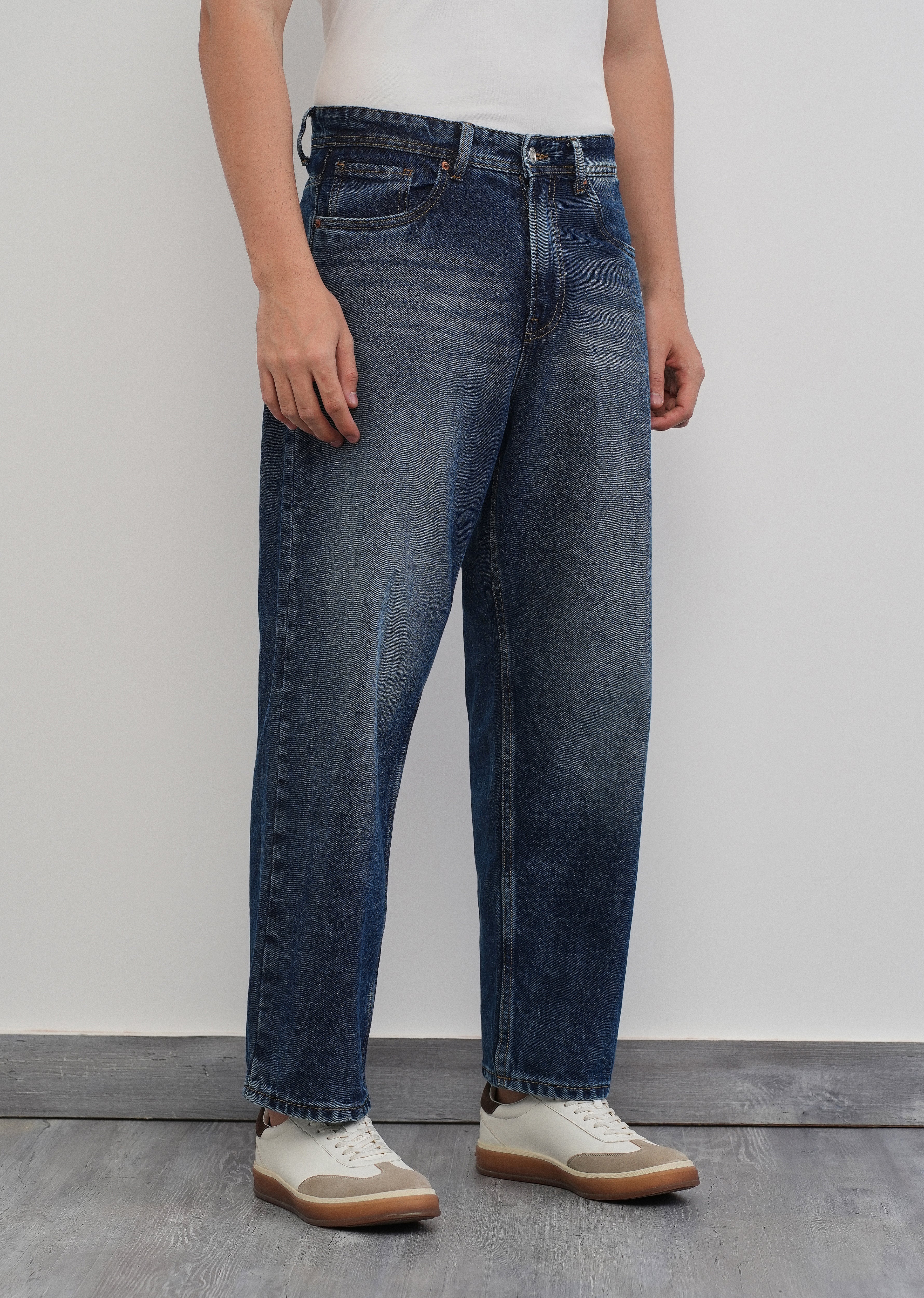 Blue Drift Wash Baggy Fit Jeans - Image 4