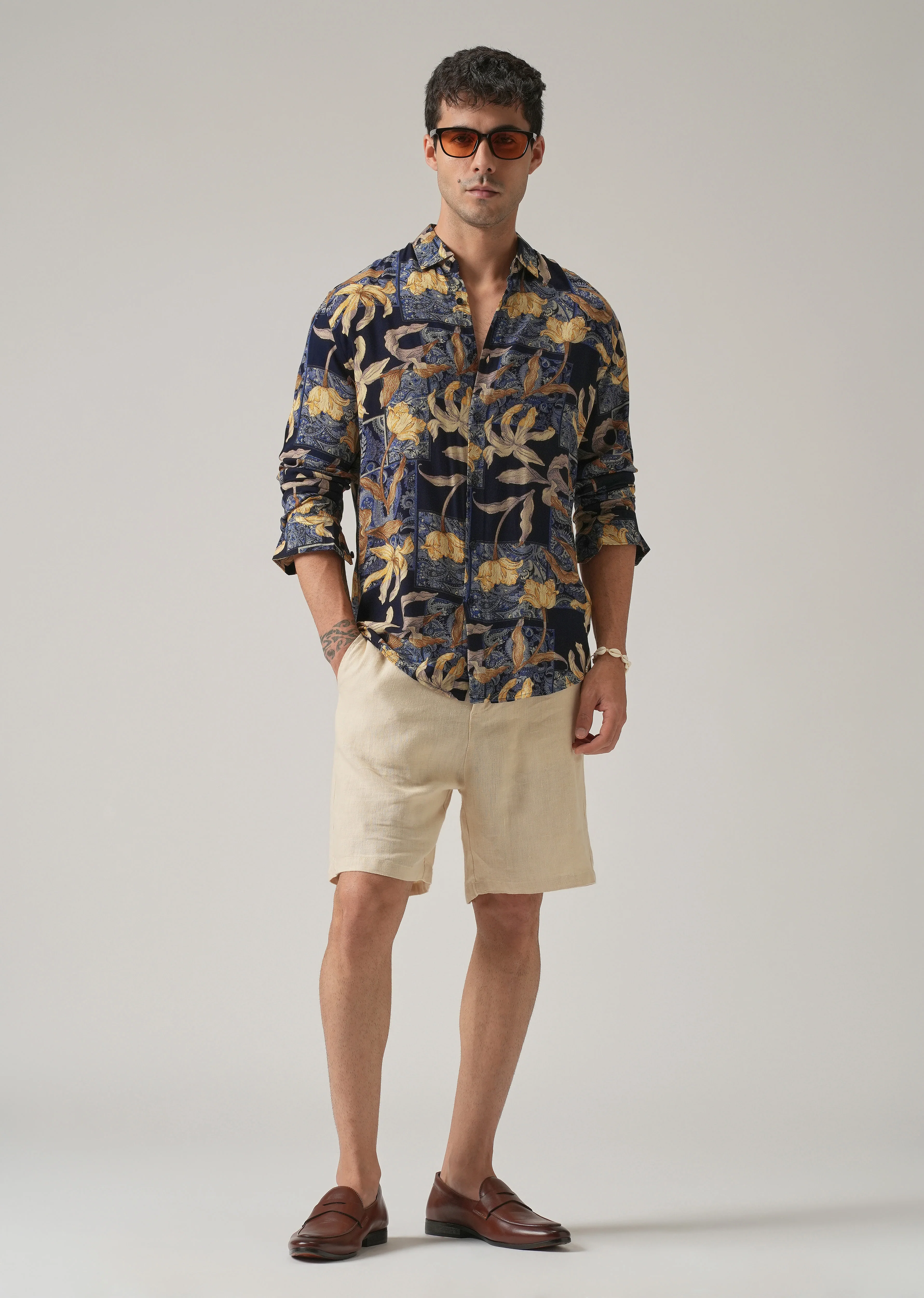 Blue Exotic Lily Print Feather Shirt - Image 6