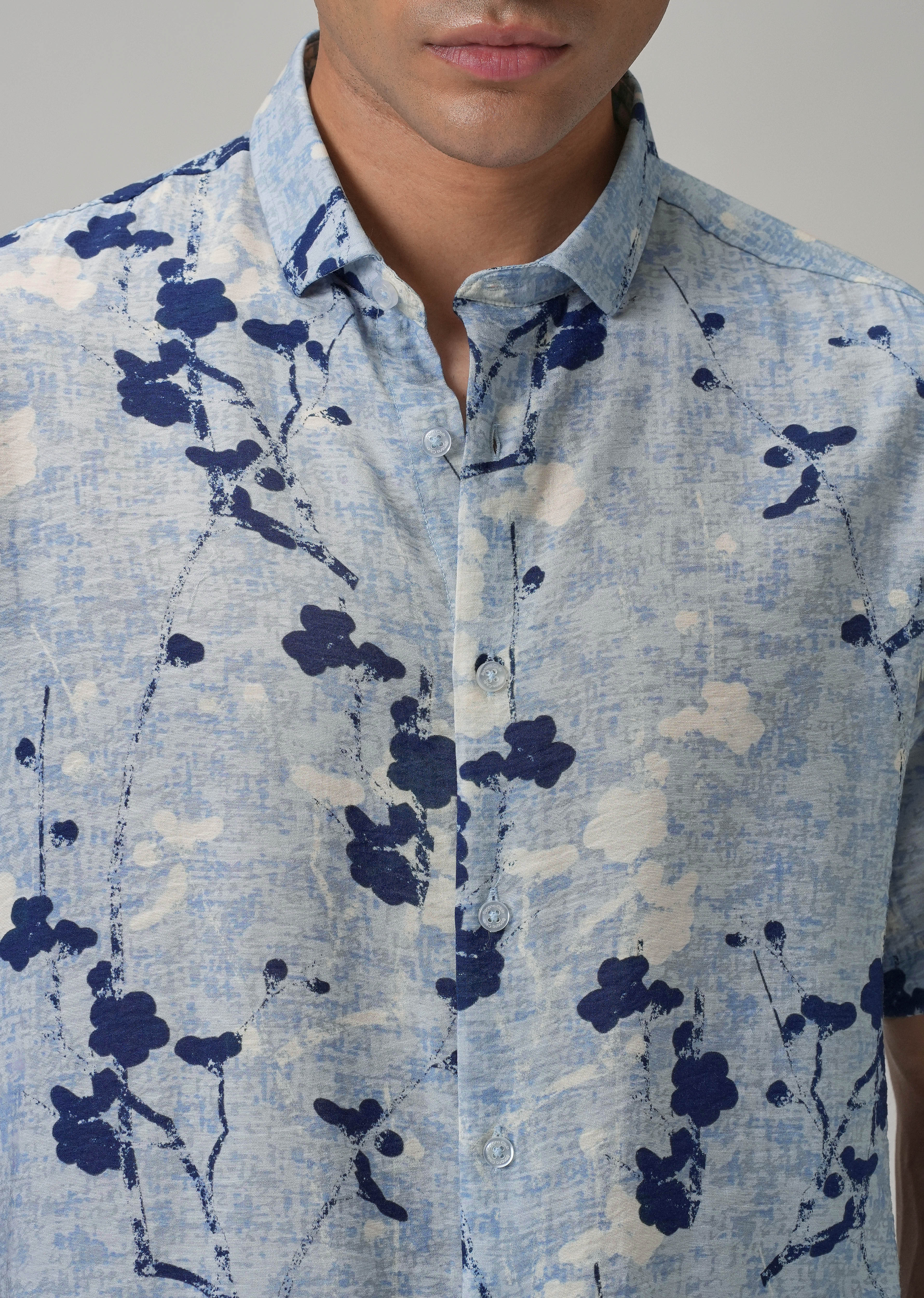 Blue Flora Printed Shirt - Image 5
