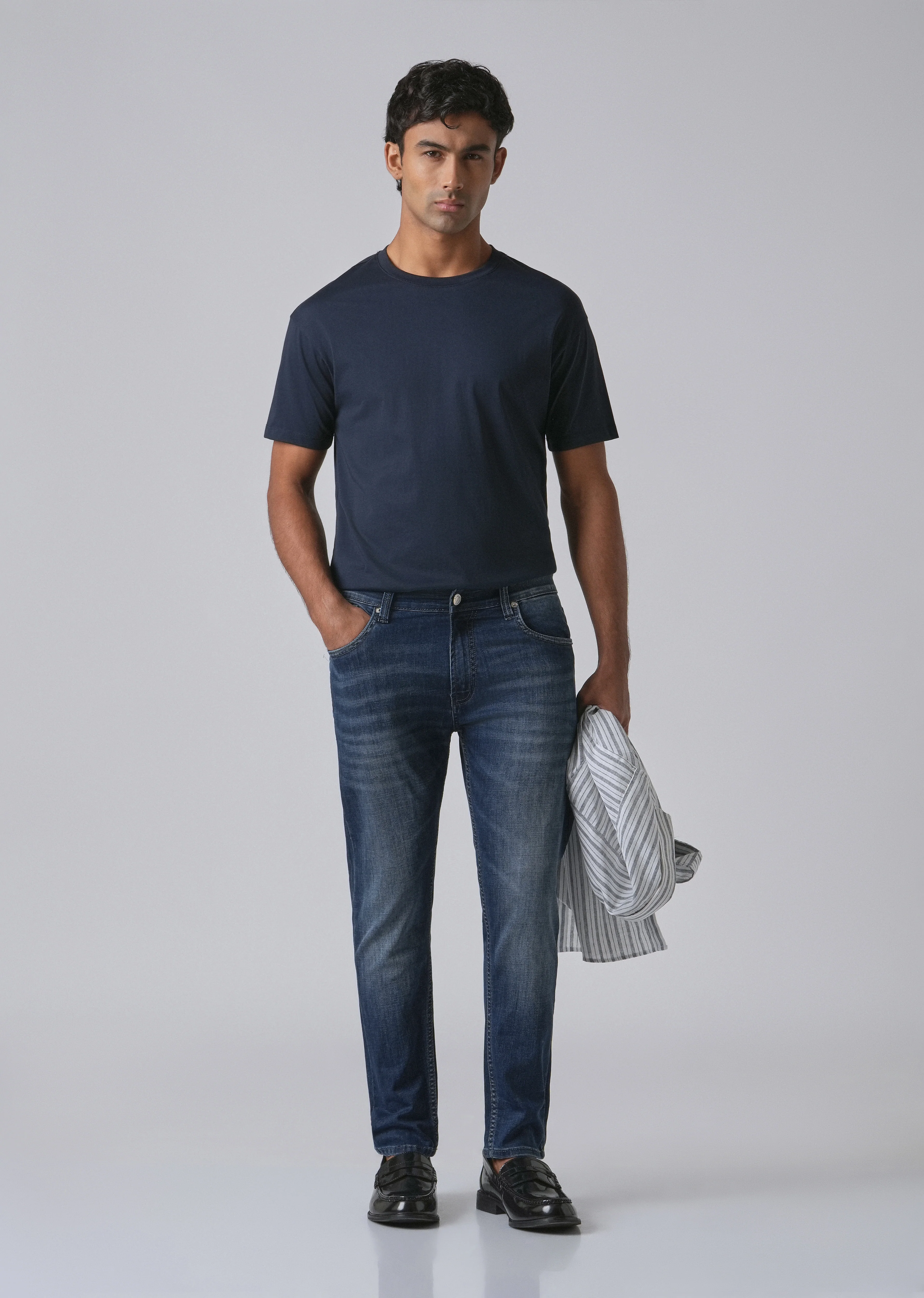 Blue Low fade Slim Fit Jeans - Image 6