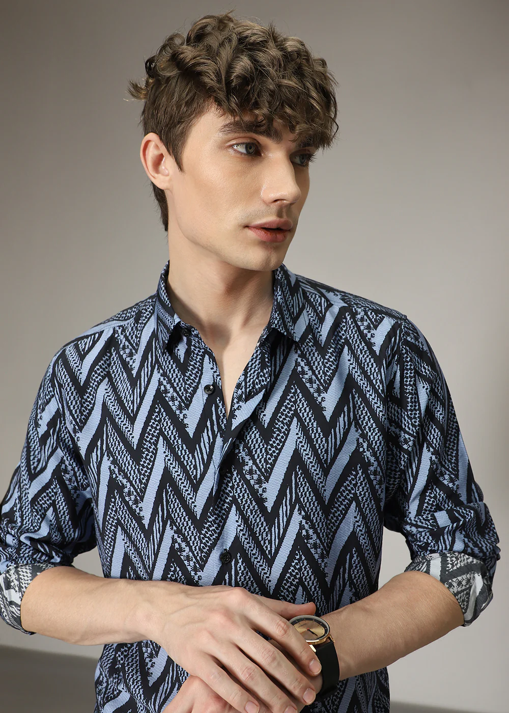 Blue Zig Zag Print Shirt - Image 7