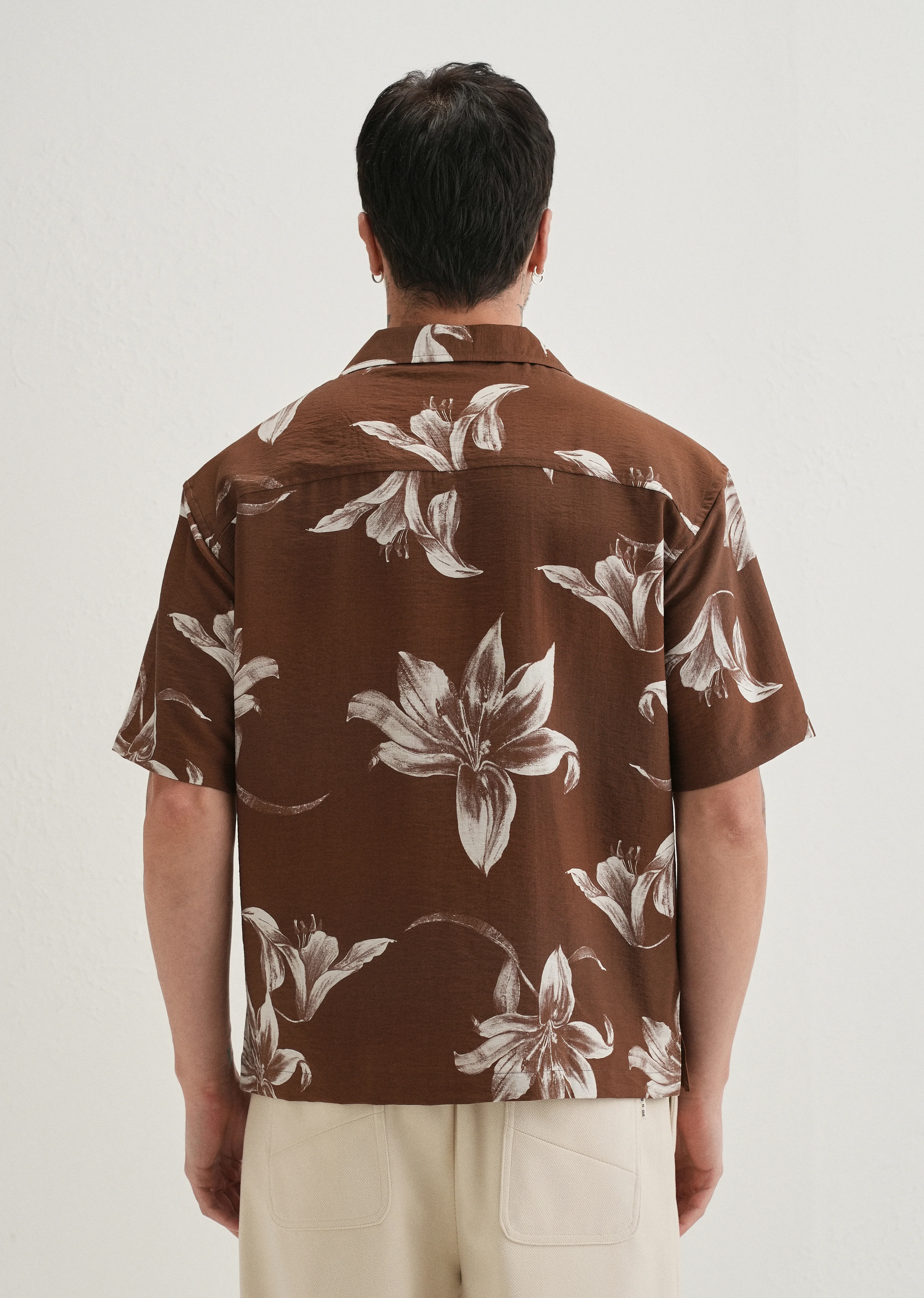Brown Lily Floral Printed Shirt - Image 2