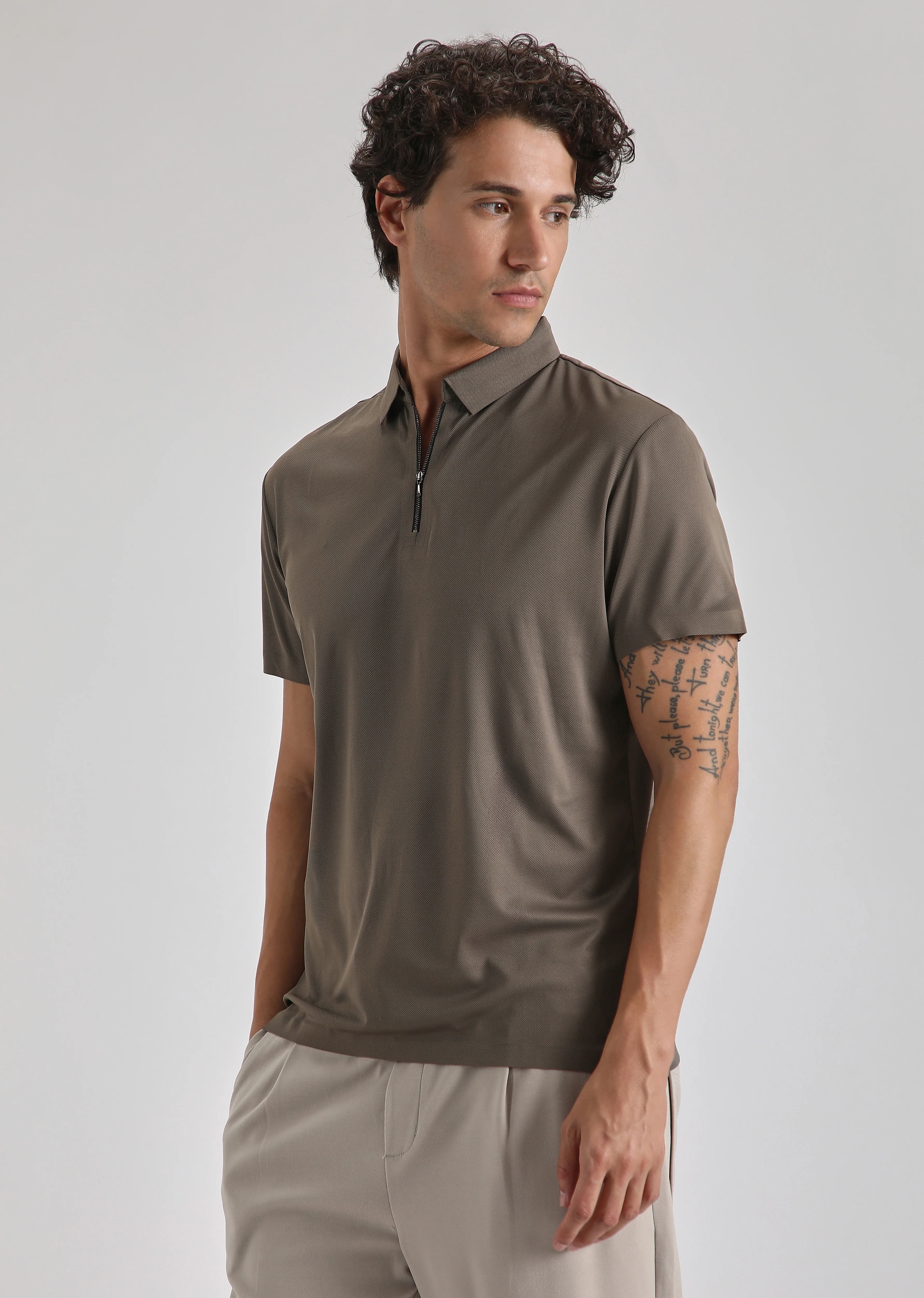 Brown Plain Zipper Stitchless Polo T-shirt - Image 5