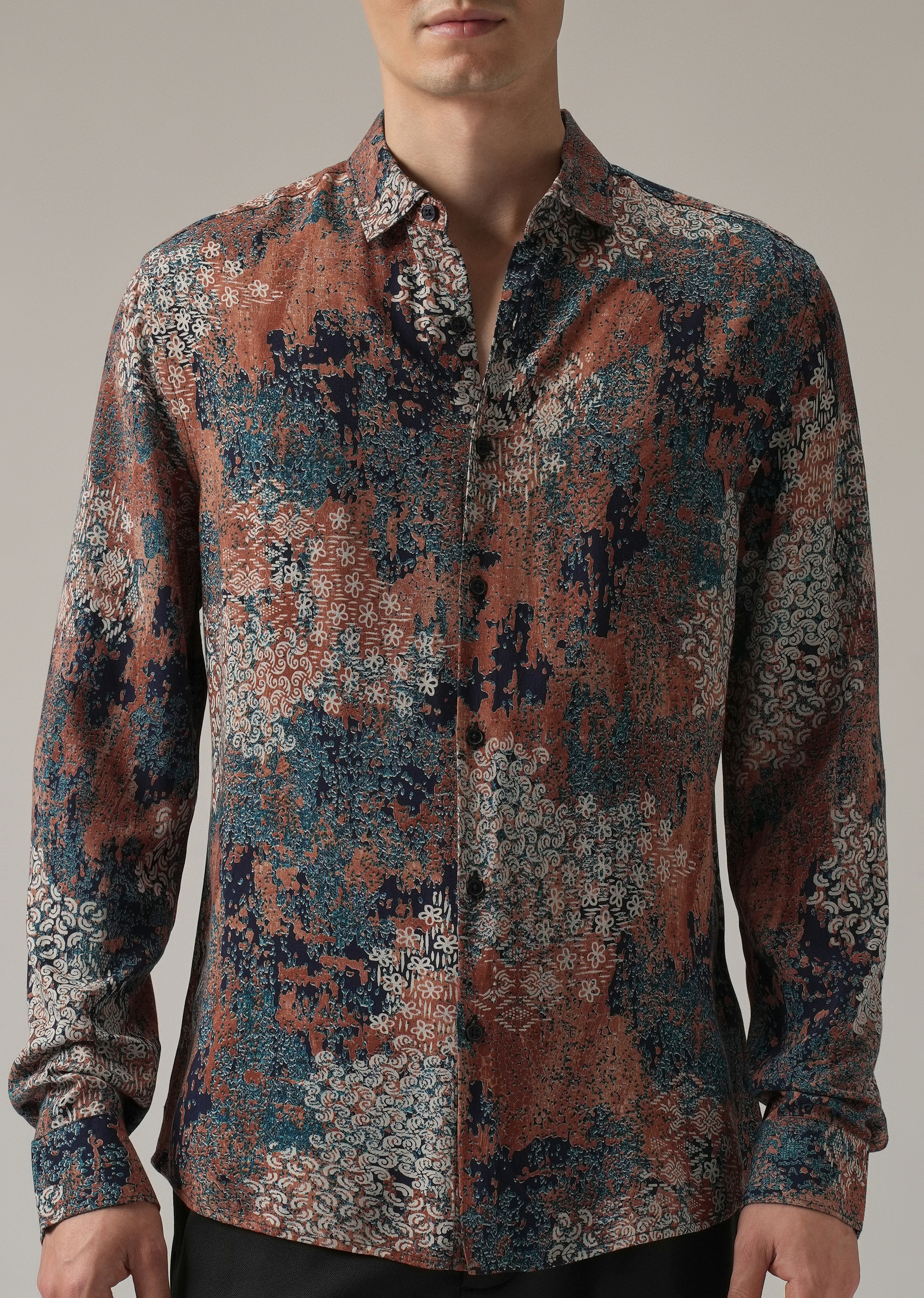 Coral Camo Print Feather Shirt - Image 7