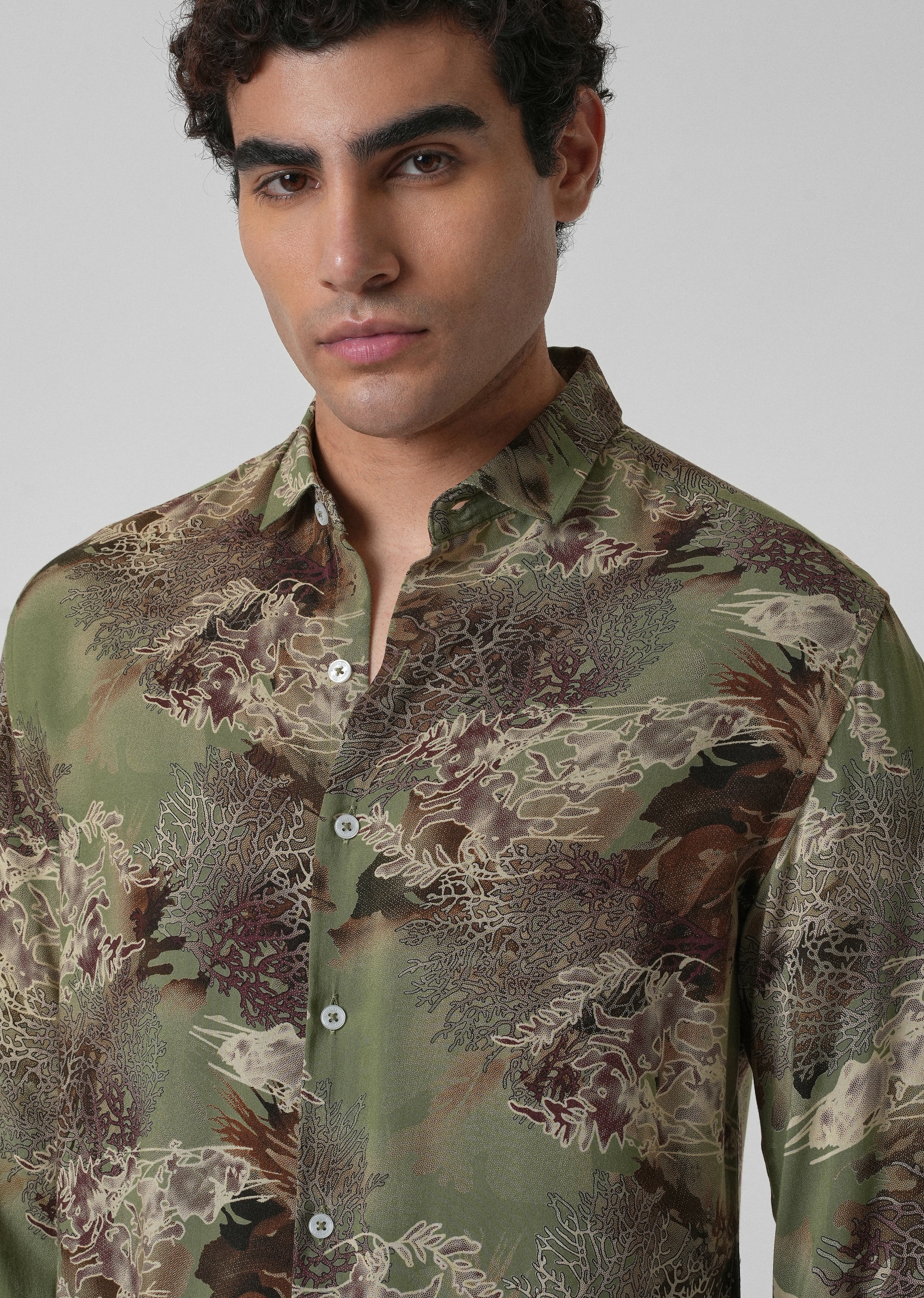 Coral Oasis Fern Feather shirt - Image 5