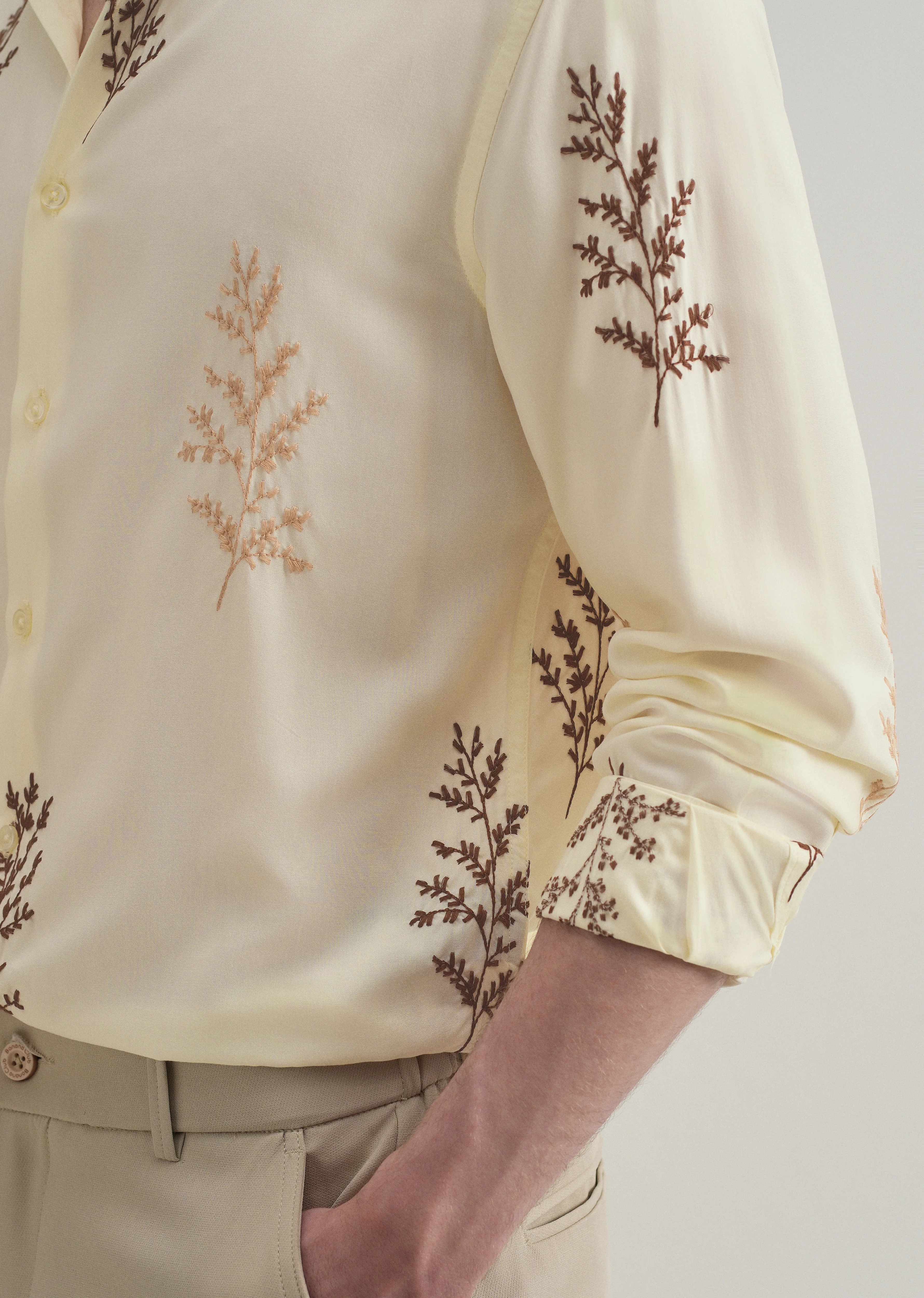 Cream Botanical Embroidery Shirt - Image 2