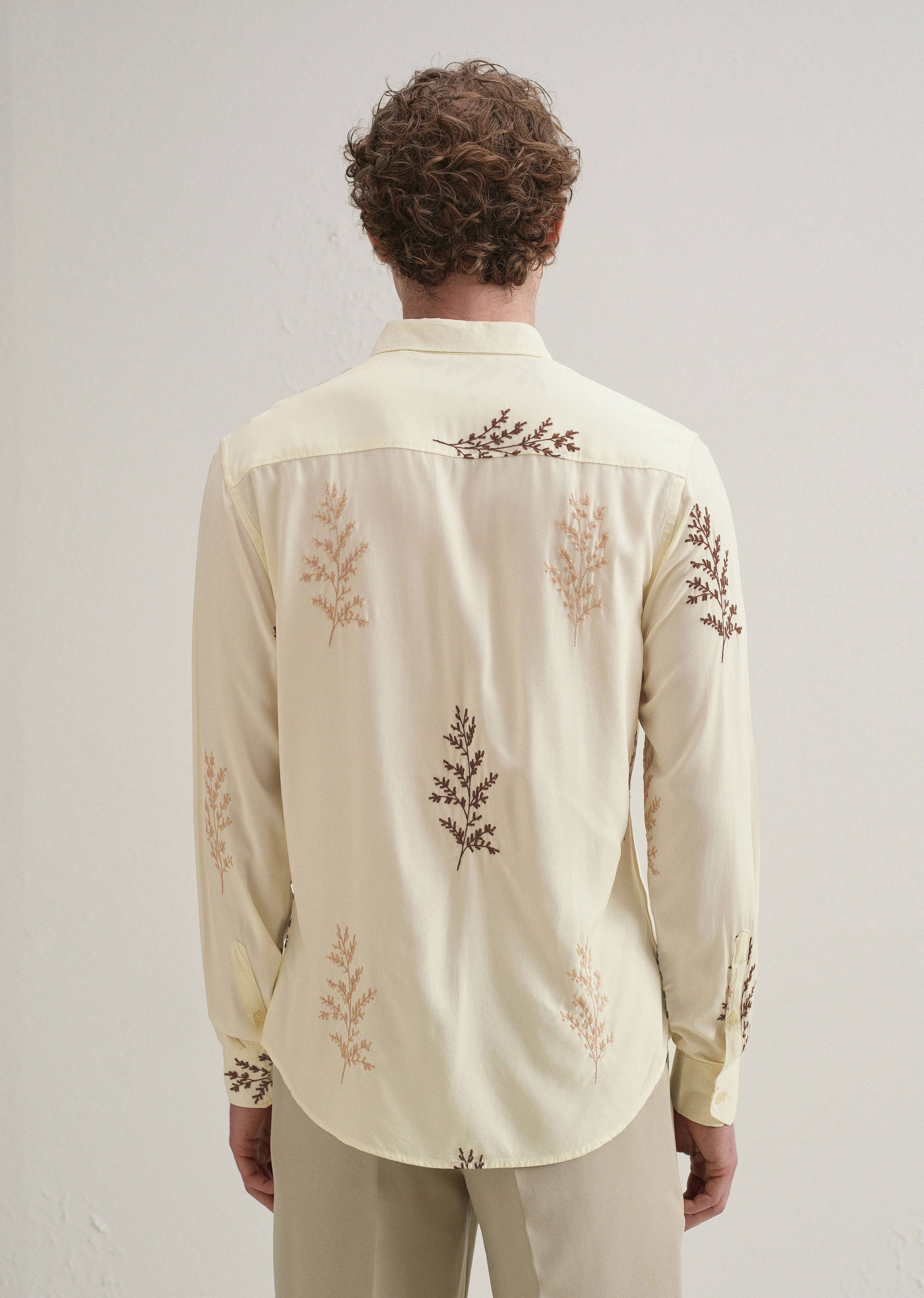Cream Botanical Embroidery Shirt - Image 3
