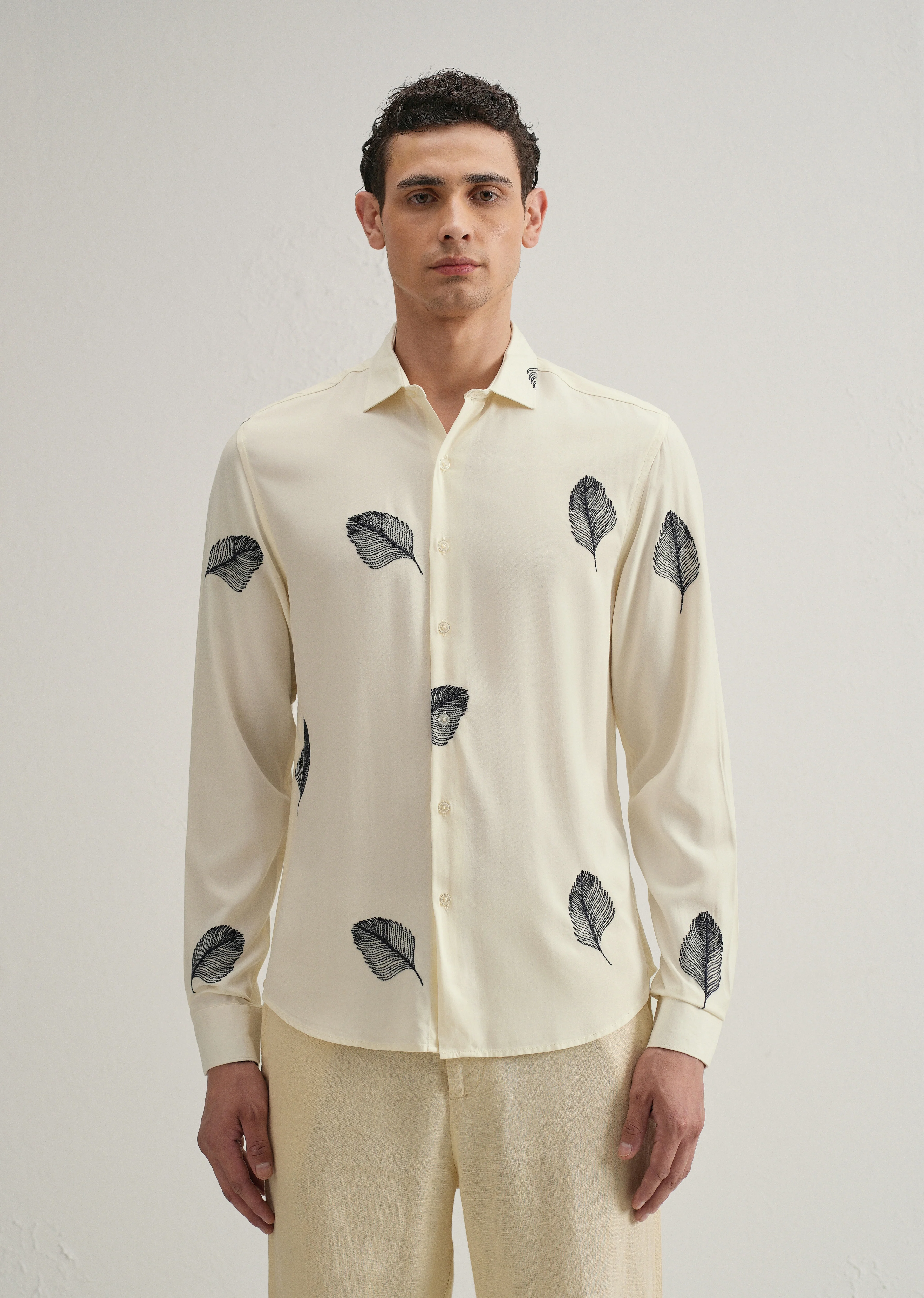 Cream Feather Embroidery Shirt - Image 4