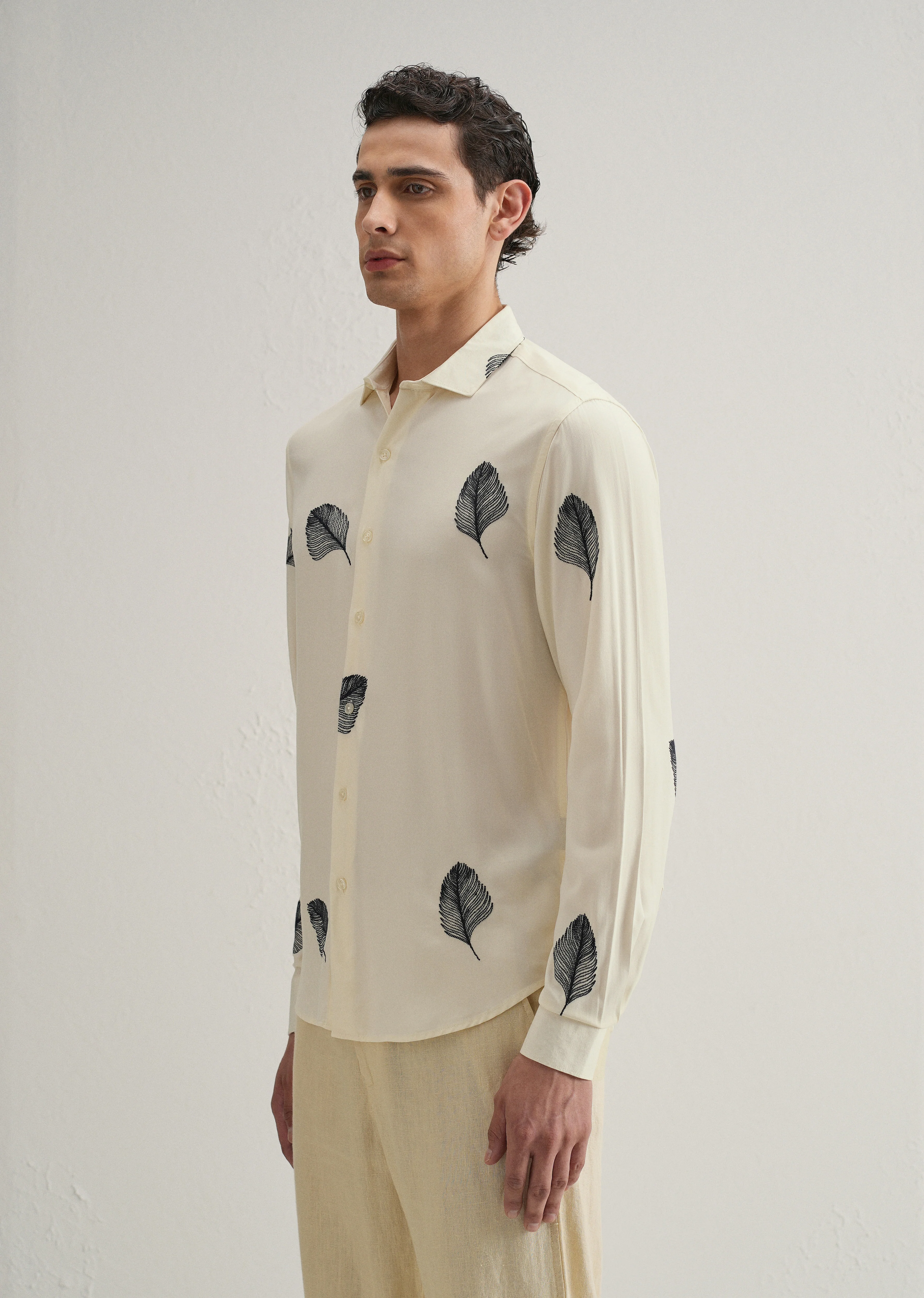 Cream Feather Embroidery Shirt - Image 5