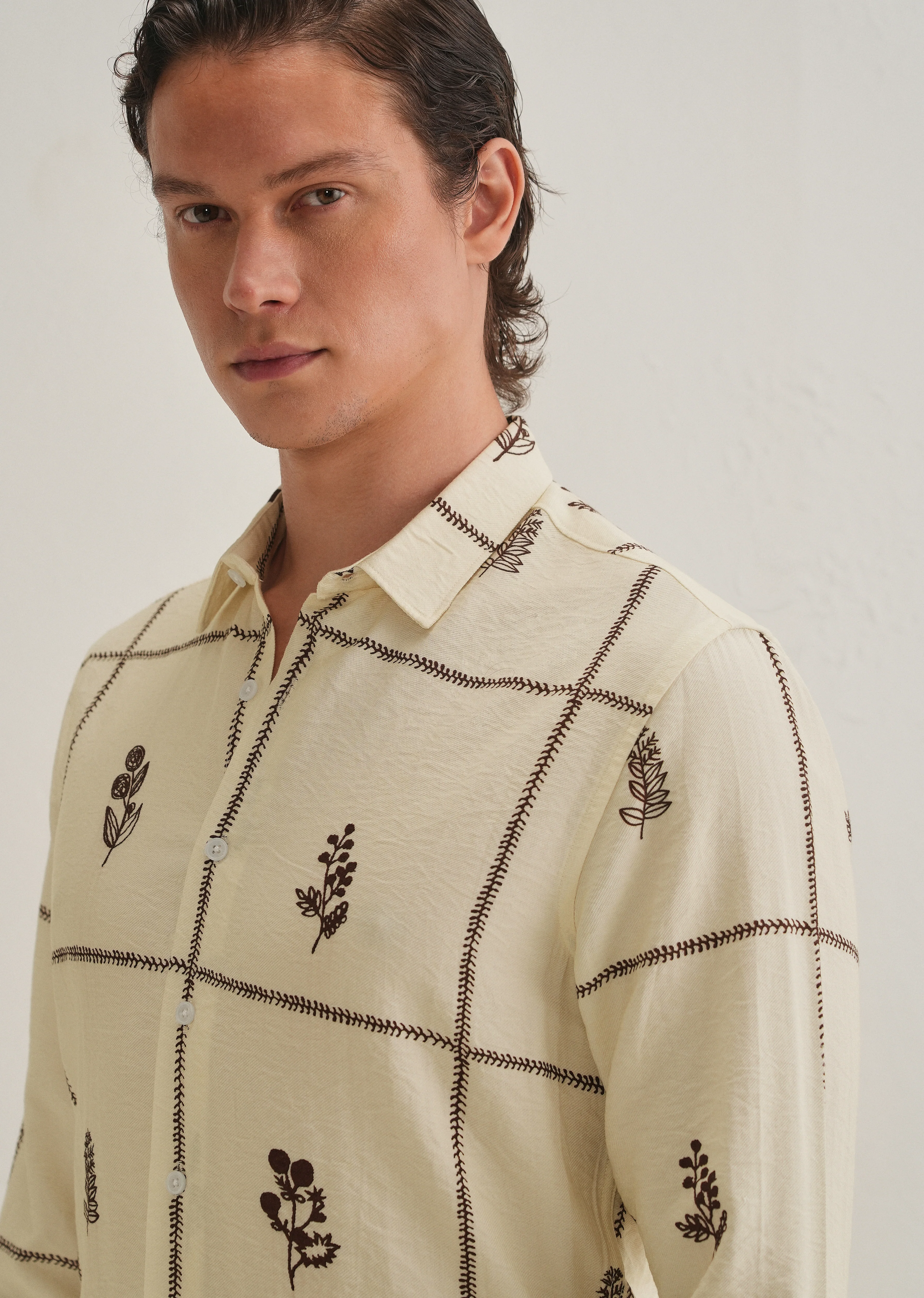 Cream Floral Grid Printed Shirt - Image 3